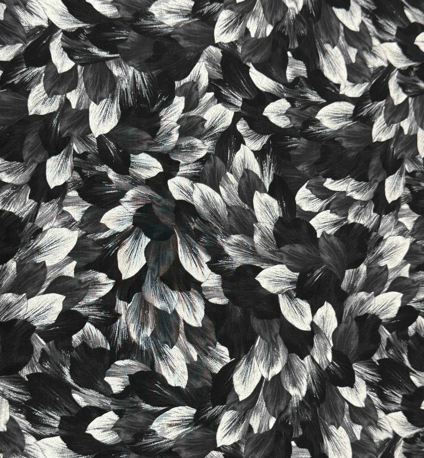 Midnight Paradise-Petal Garden