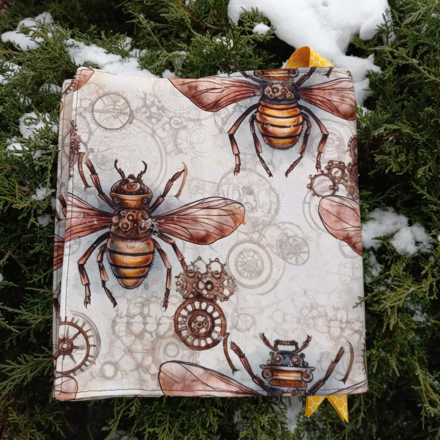 Steampunk bees preorder round 30.5