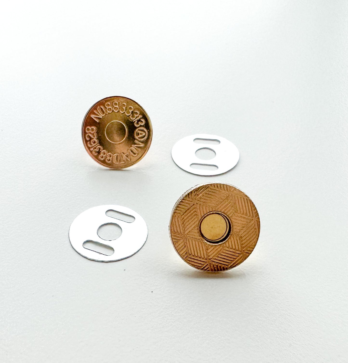 Magnetic snap sets