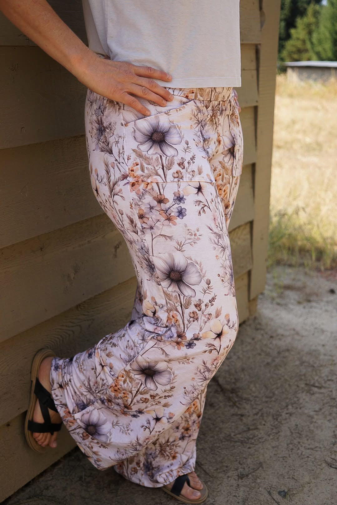 Pressed flowers preorder round 30