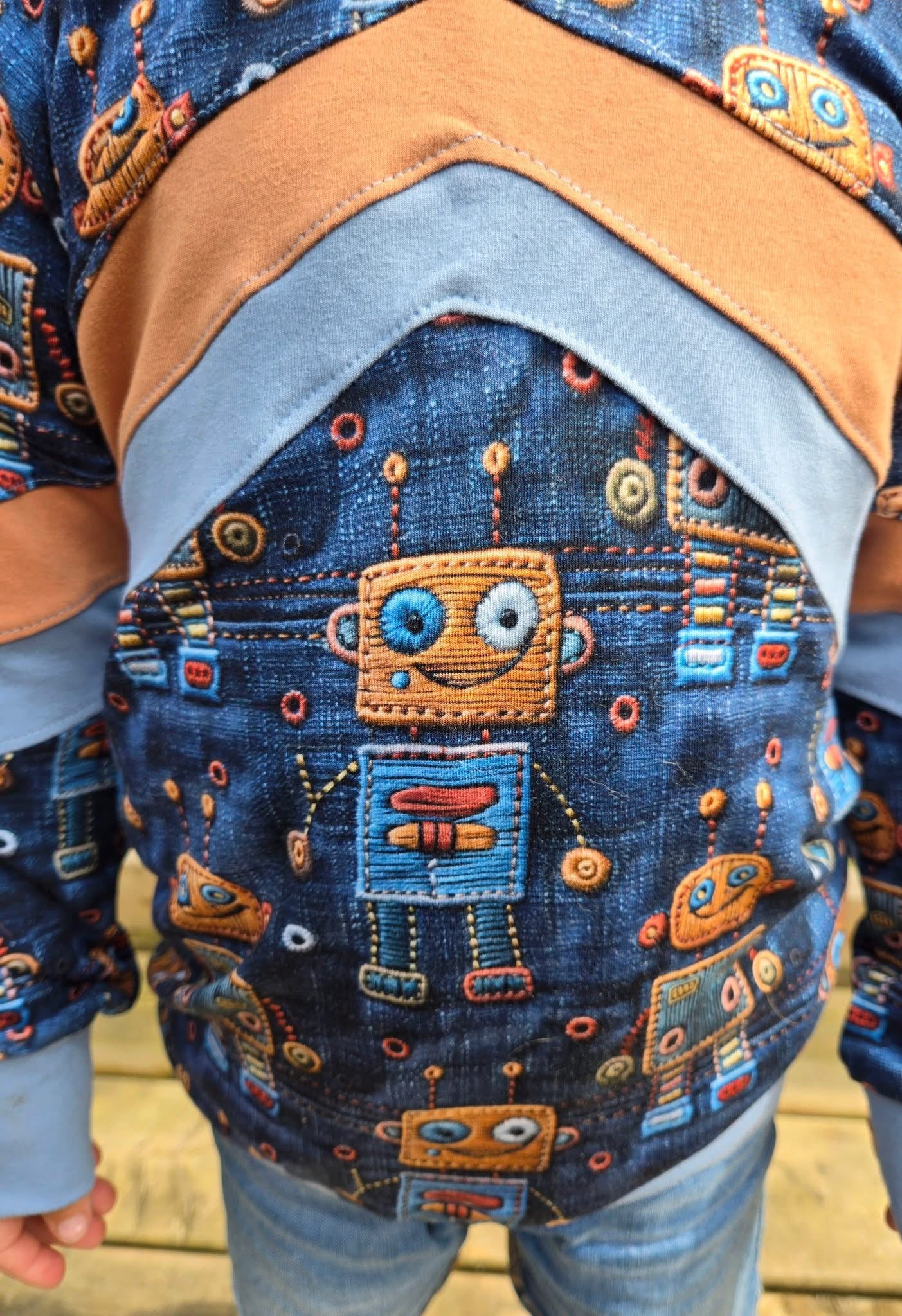 Denim robots round 26 retail