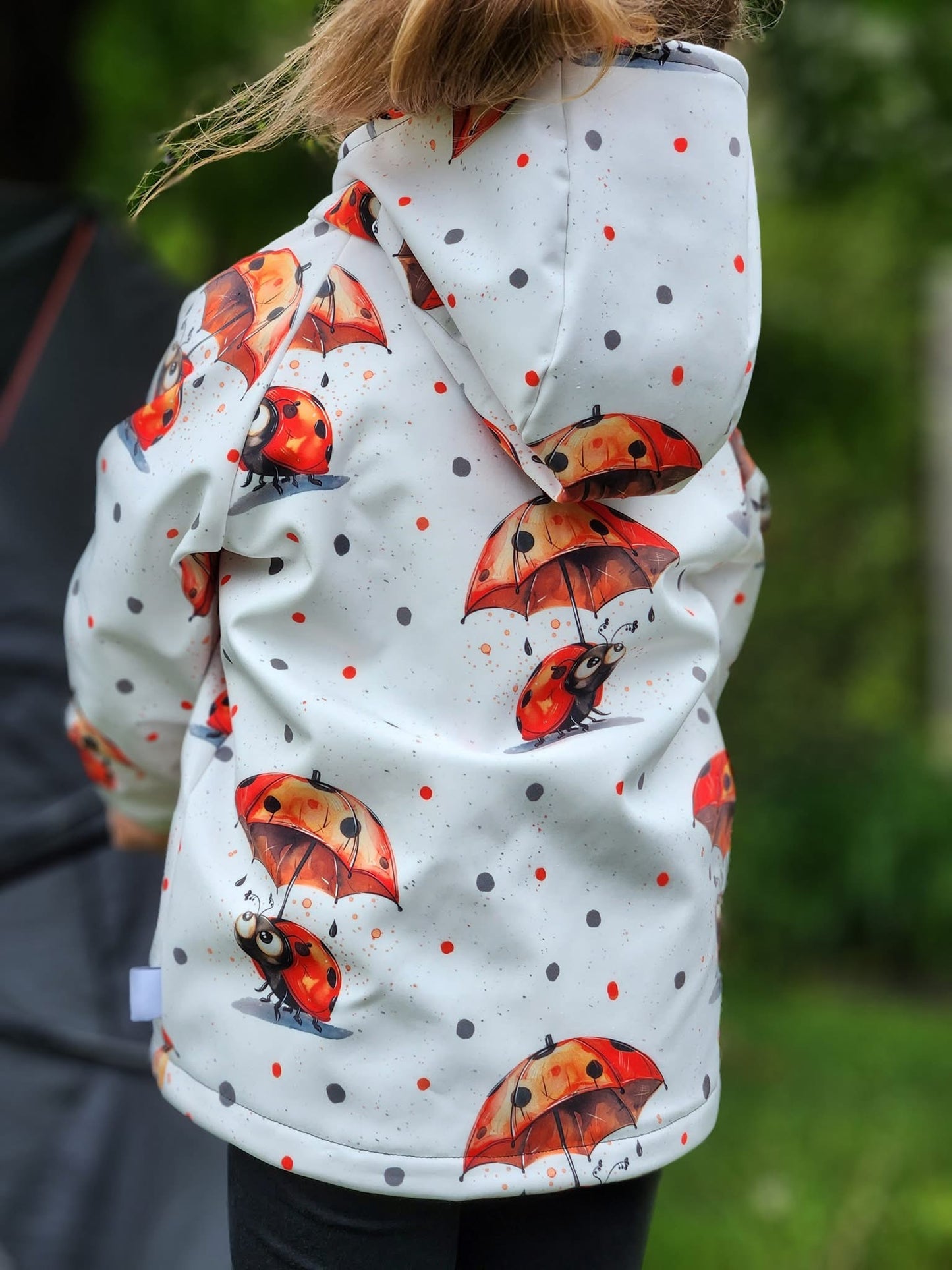 Ladybug round 26 retail