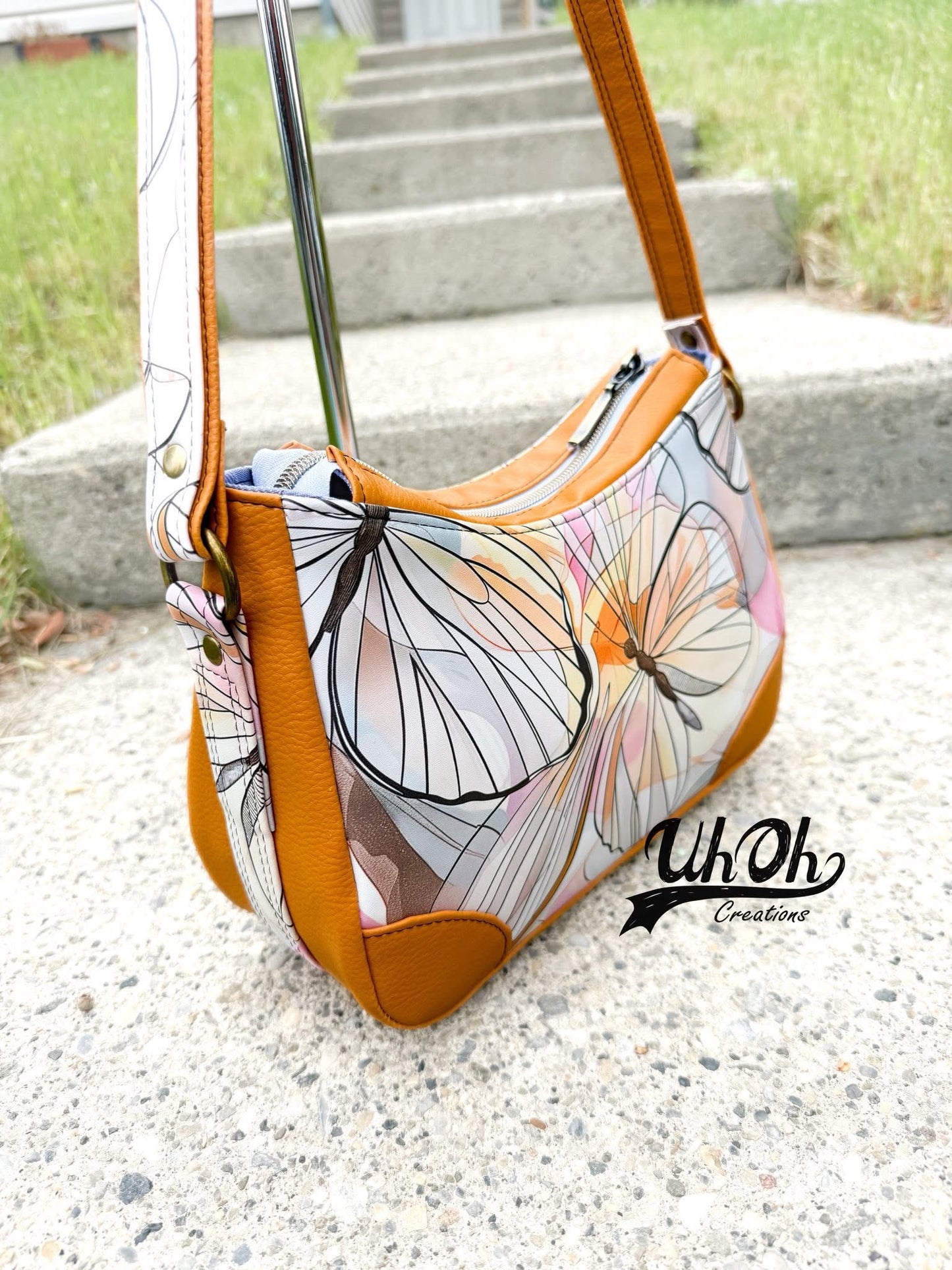 Line butterfly round 26 retail