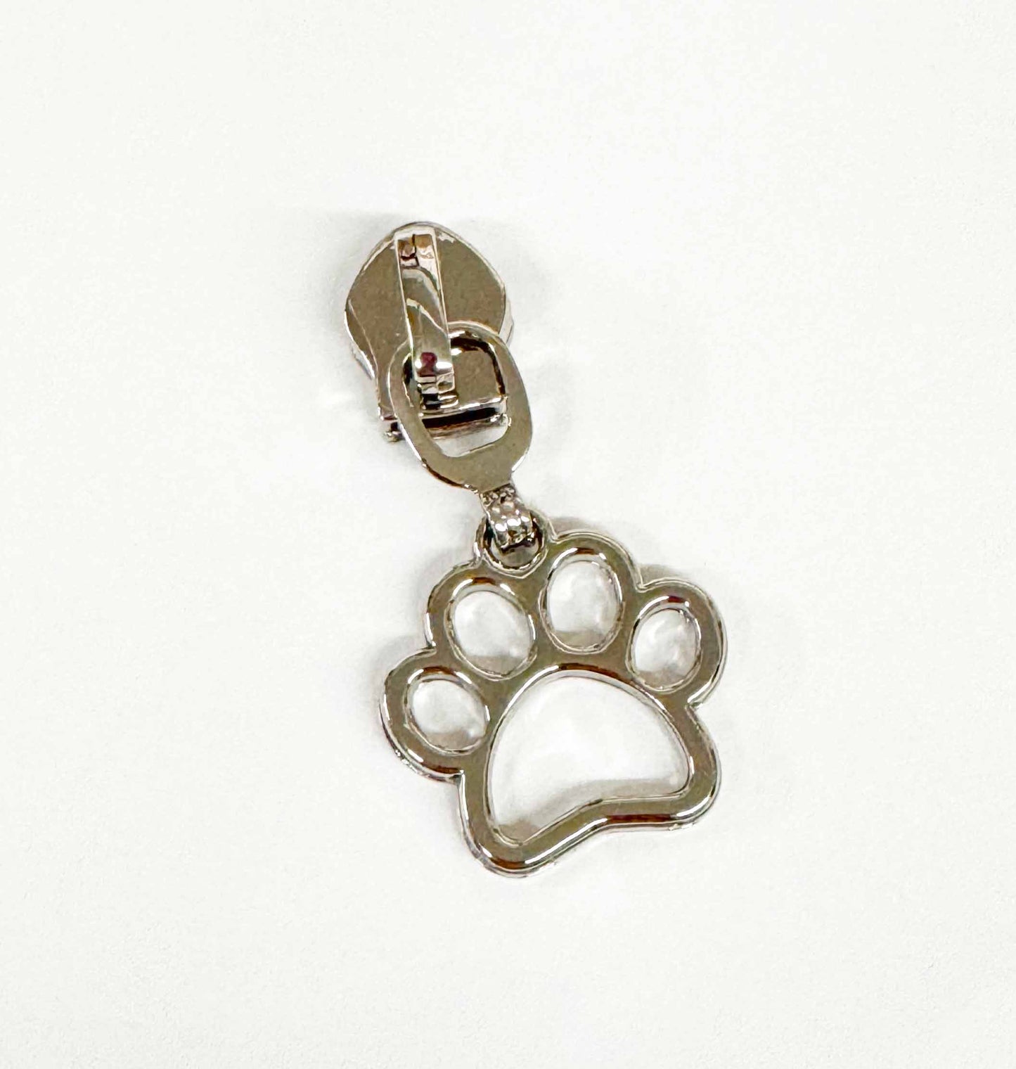 Paw print pull