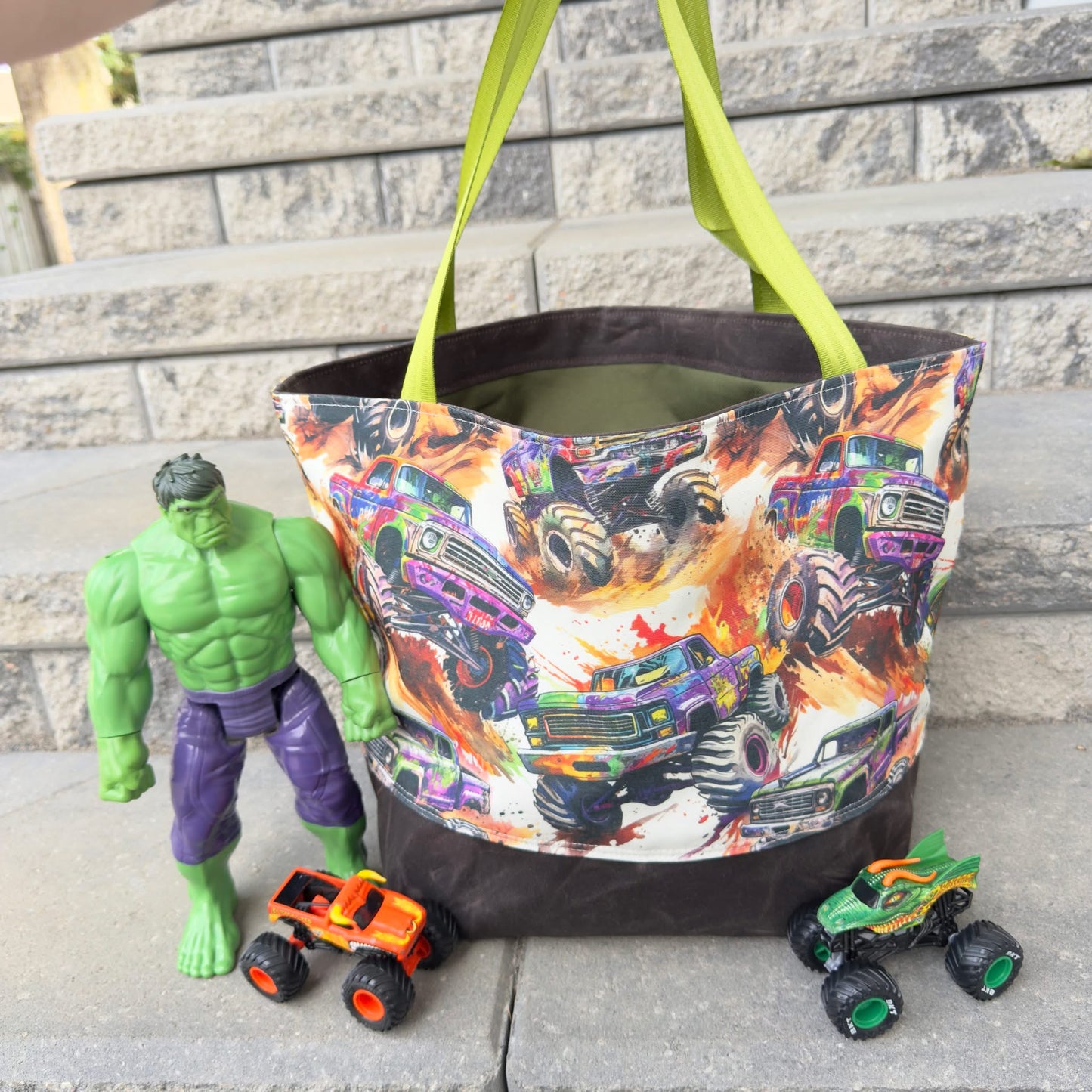 Monster trucks preorder round 29