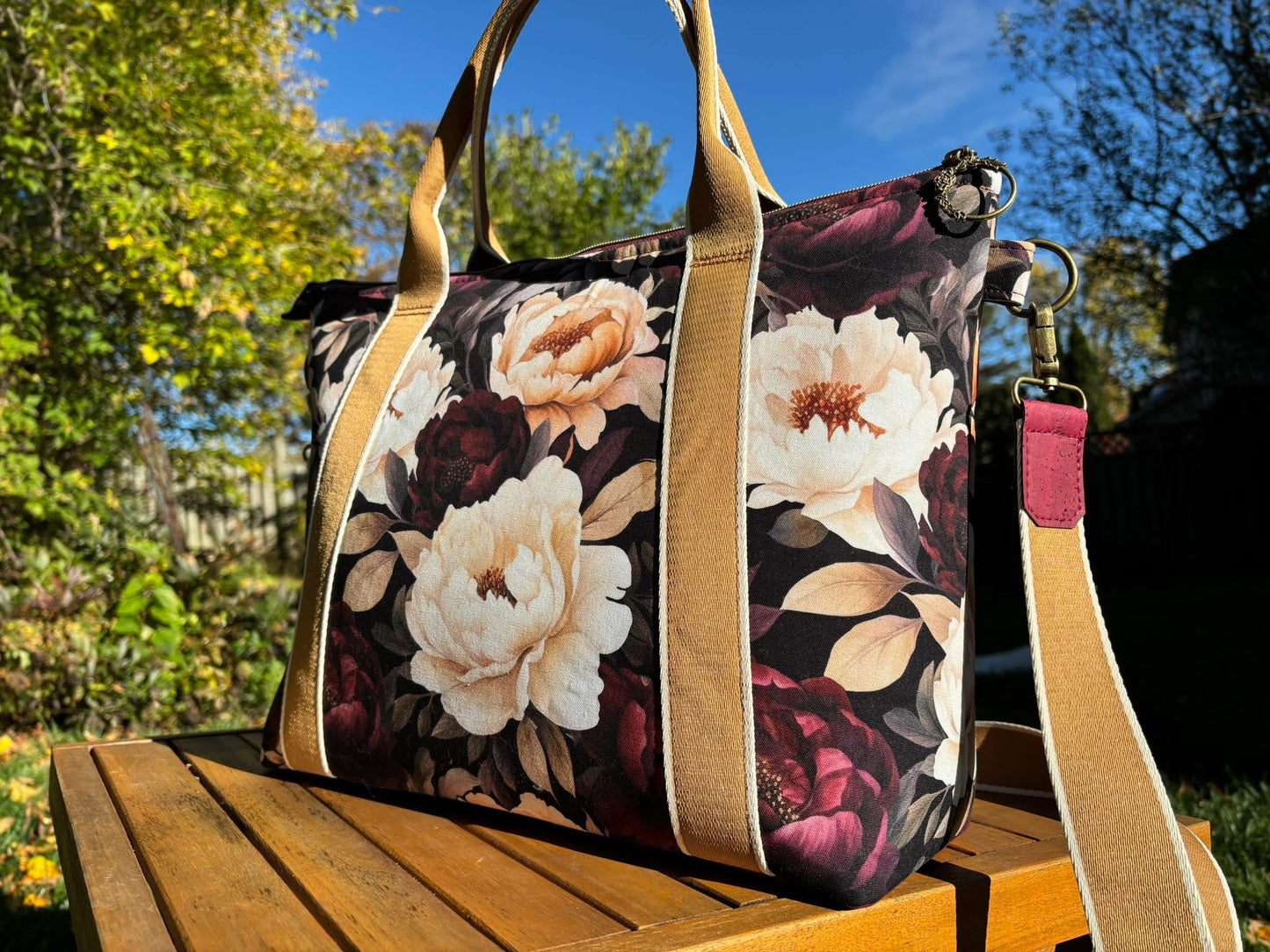 Burgundy peonies preorder round 31