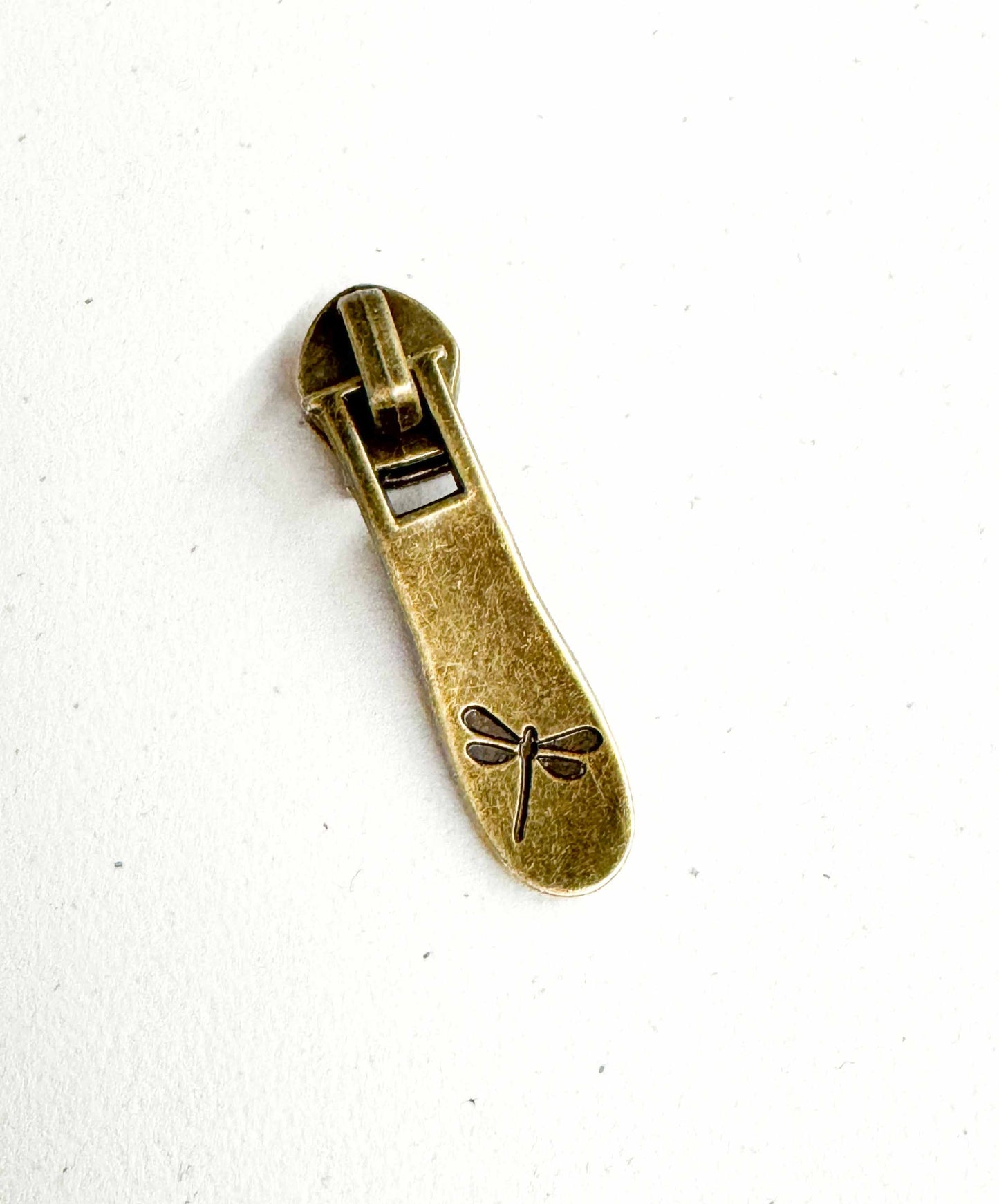Dragonfly stamped pull