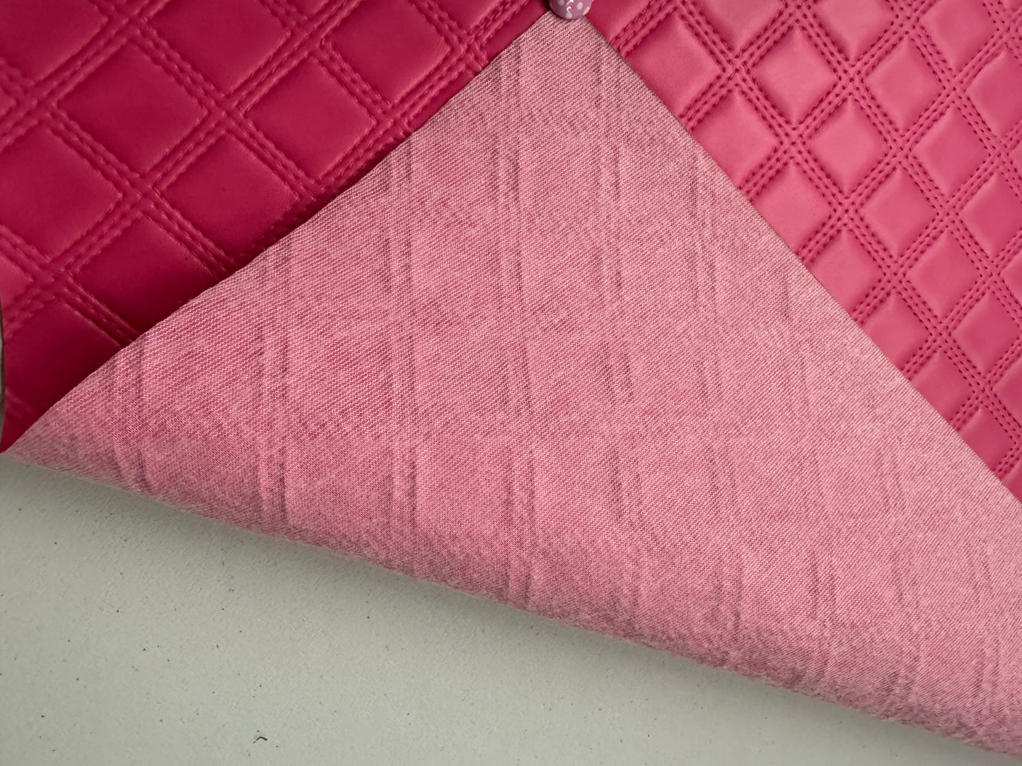 Pre-quilted vinyl (new)