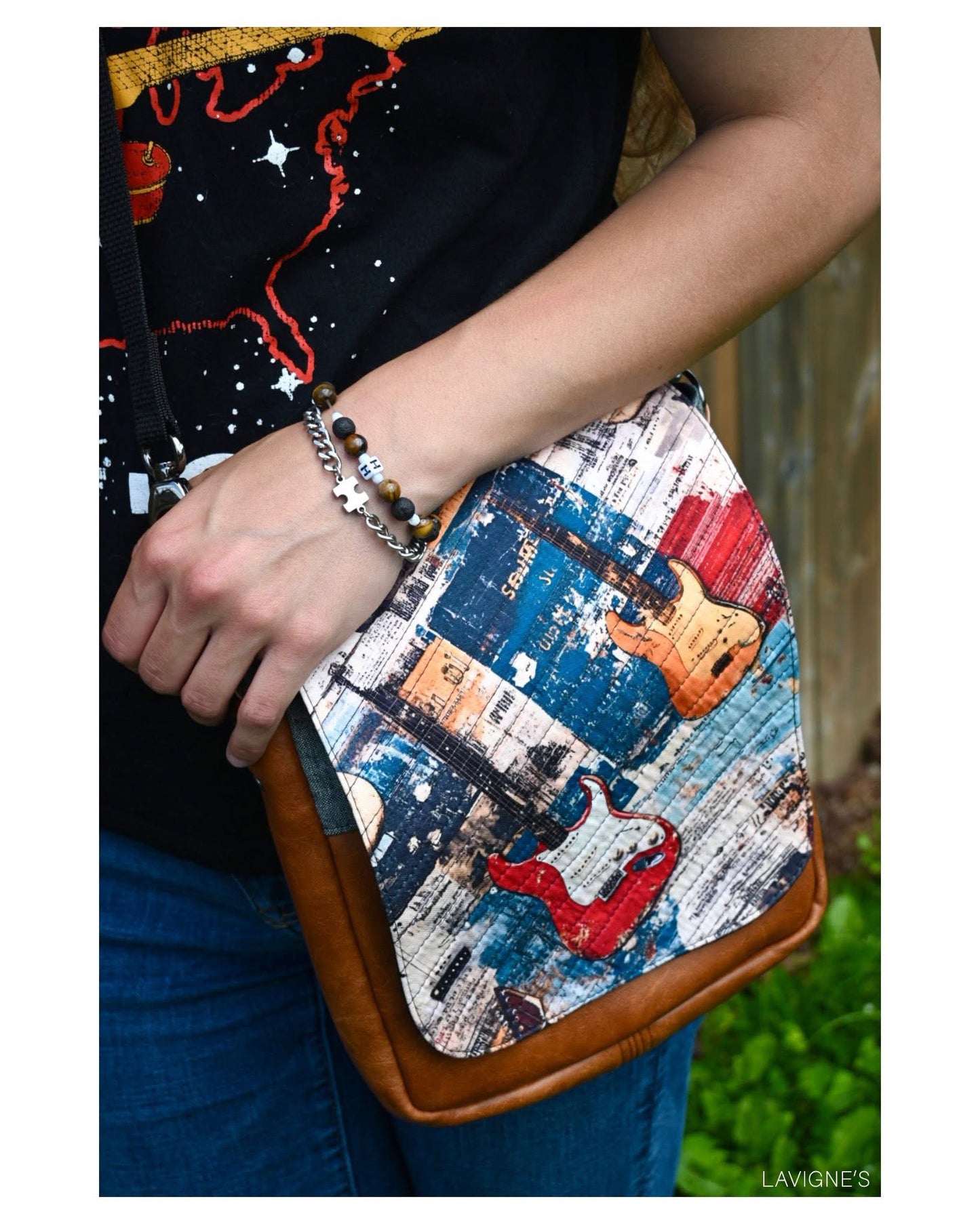 Grunge electric guitar round 27 retail