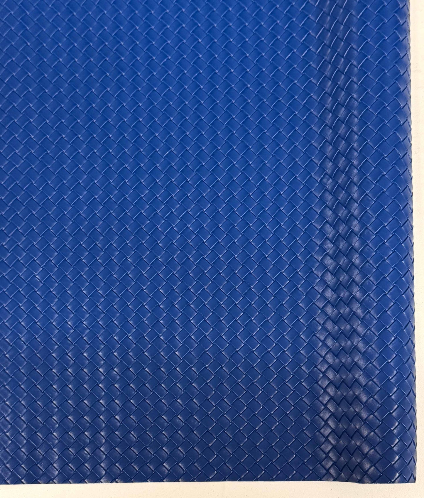 Small basket weave vinyl