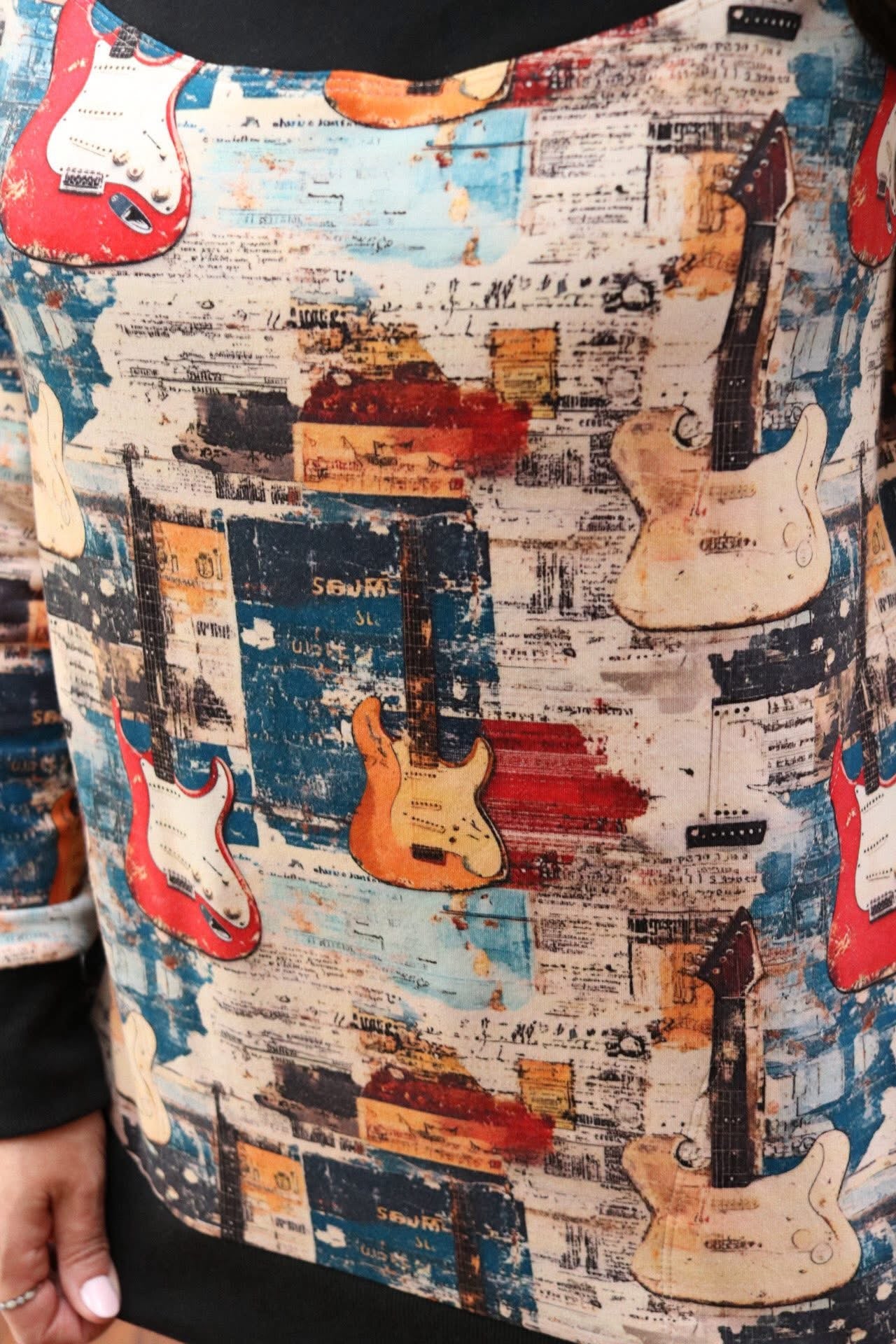 Grunge electric guitar round 27 retail