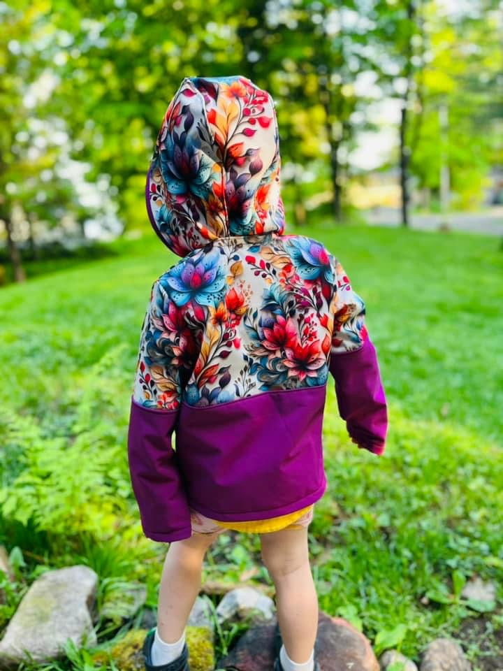 Colourful floral round 23 retail
