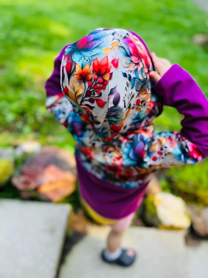 Colourful floral round 23 retail