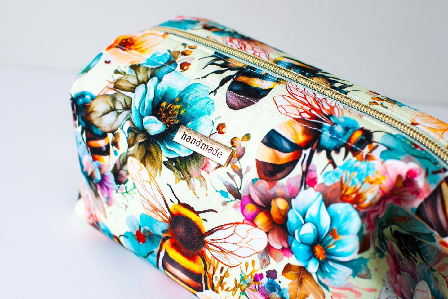Bees beauty preorder round 38.5