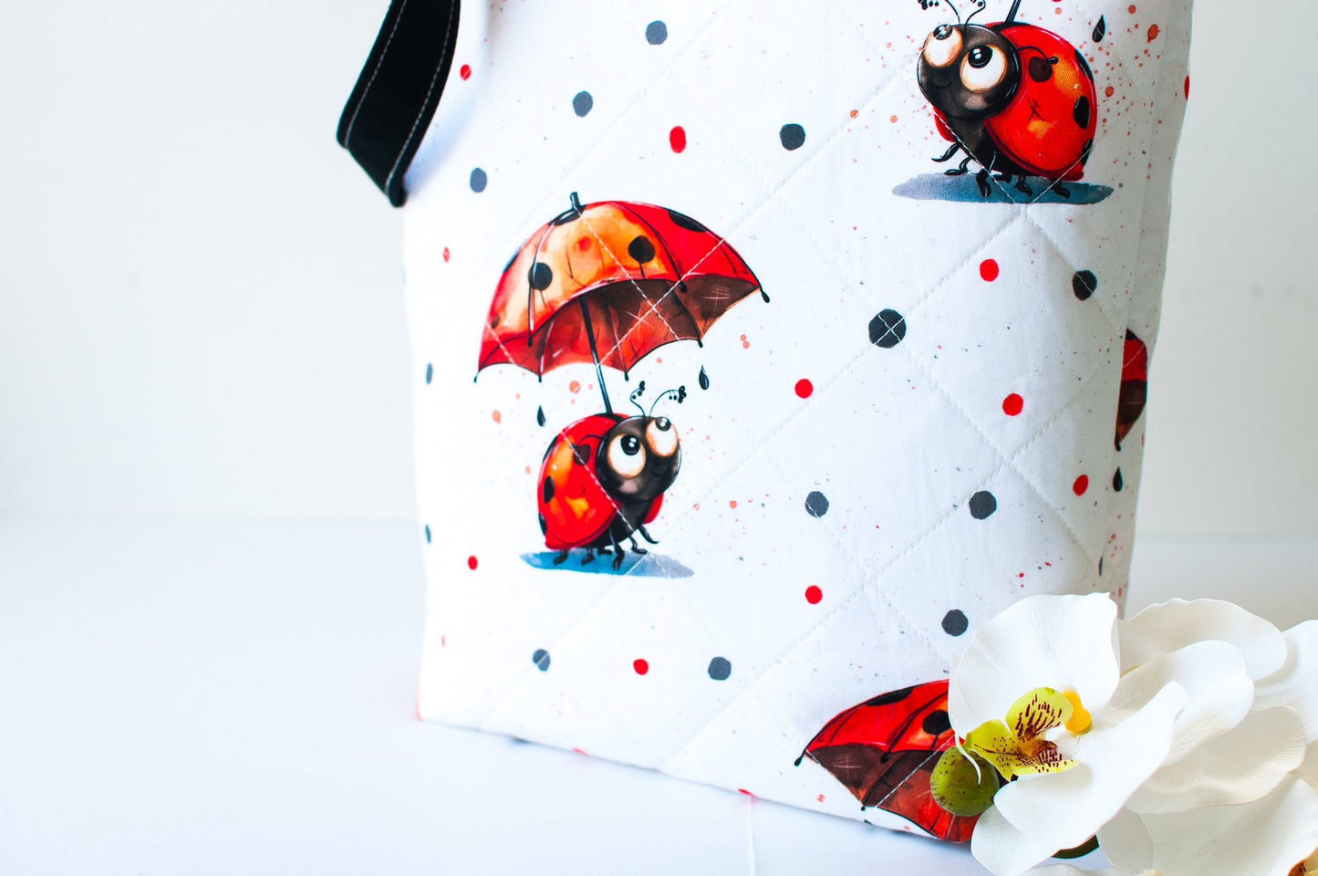 Ladybug round 26 retail