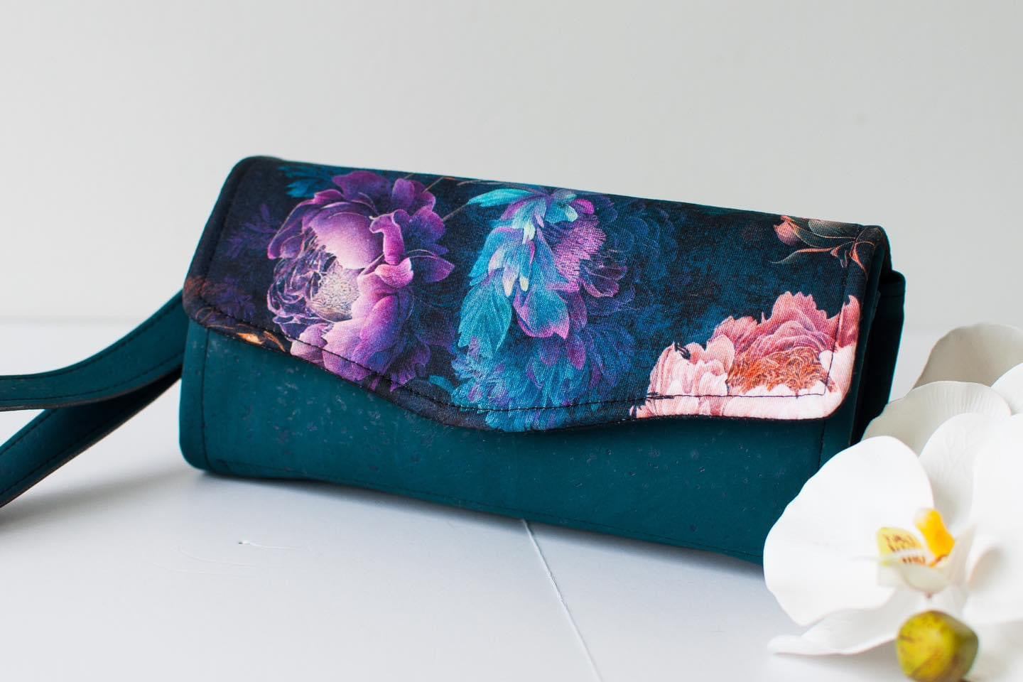 Night peonies preorder round 30.5