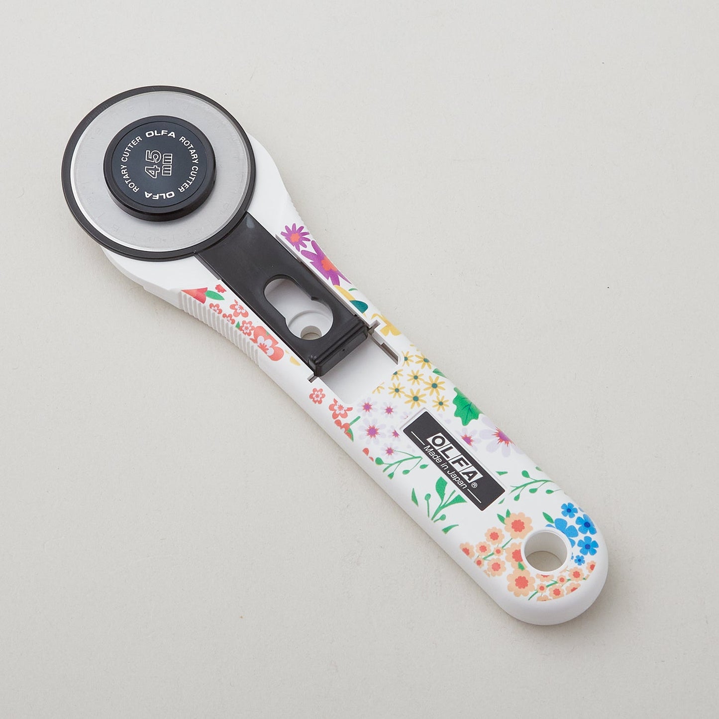 Olfa 45mm rotary cutter Blooming Garden