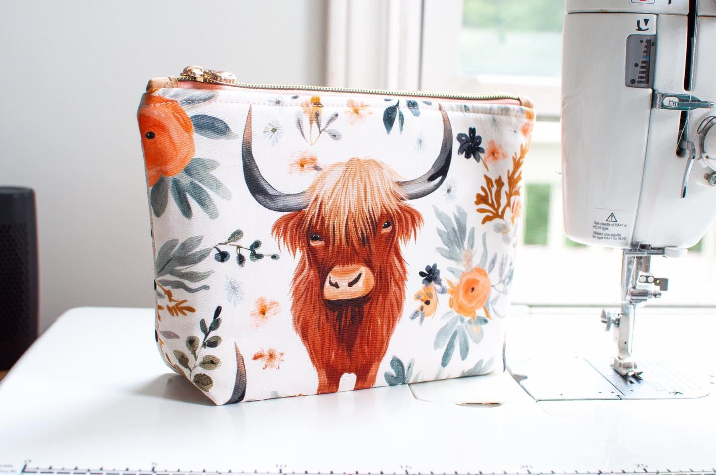 Highland cow quilt show retail
