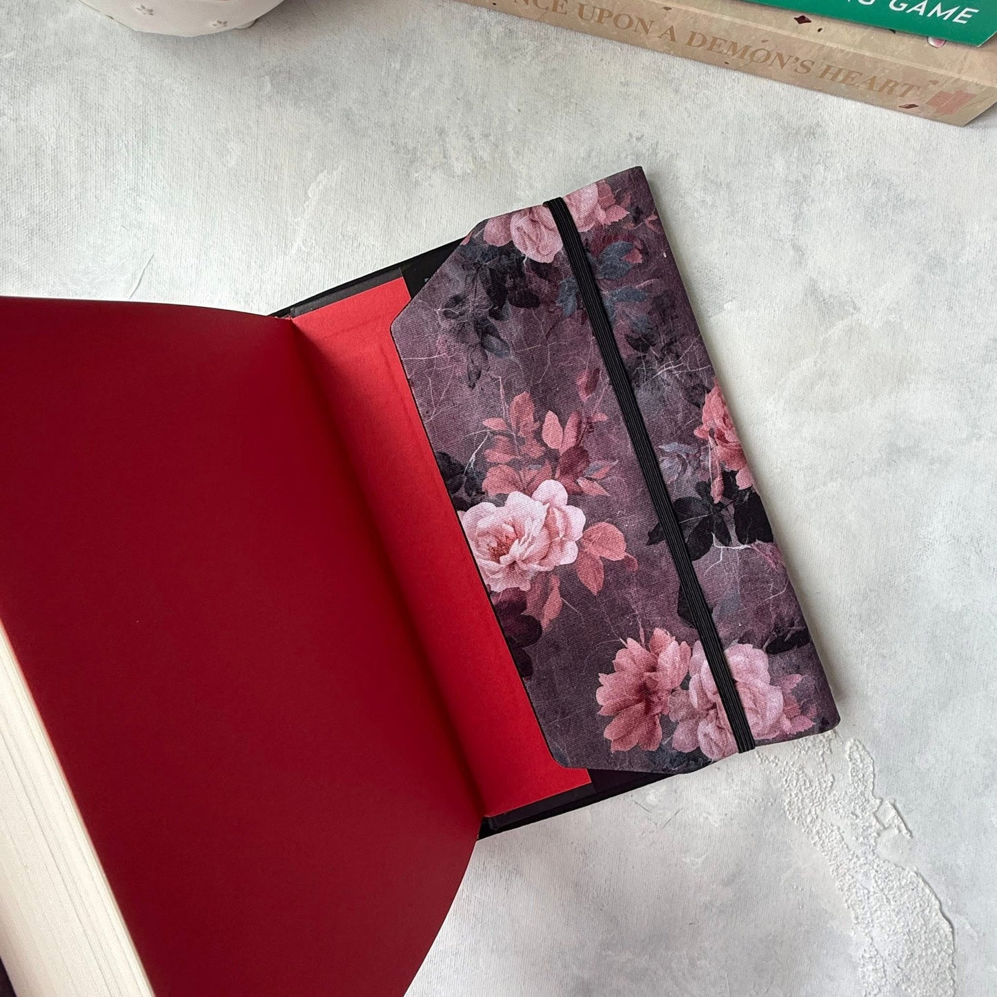 Vintage dreamy roses preorder round 39