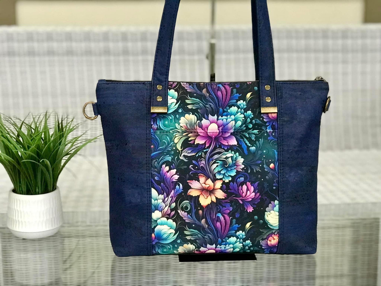 Vivid round 23 retail