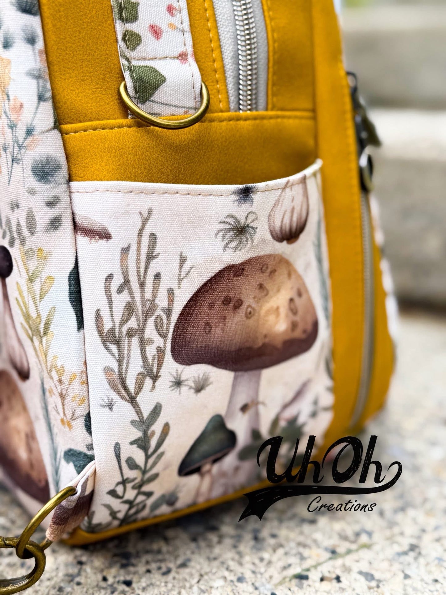 Cottage mushrooms round 28 retail