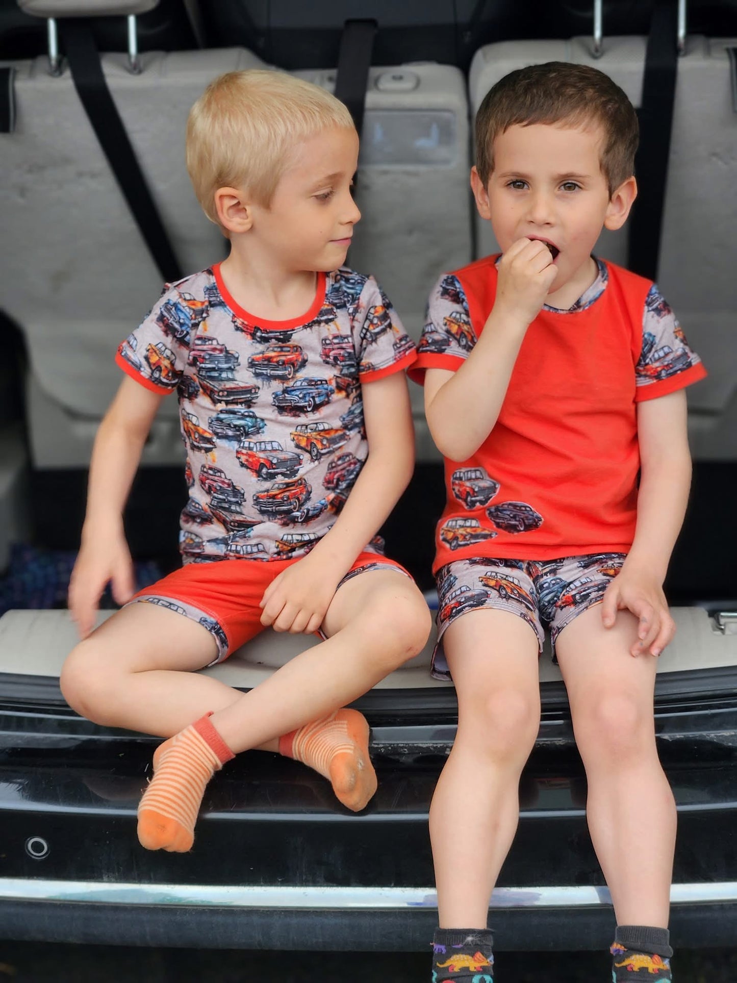 Vintage cars round 26 retail