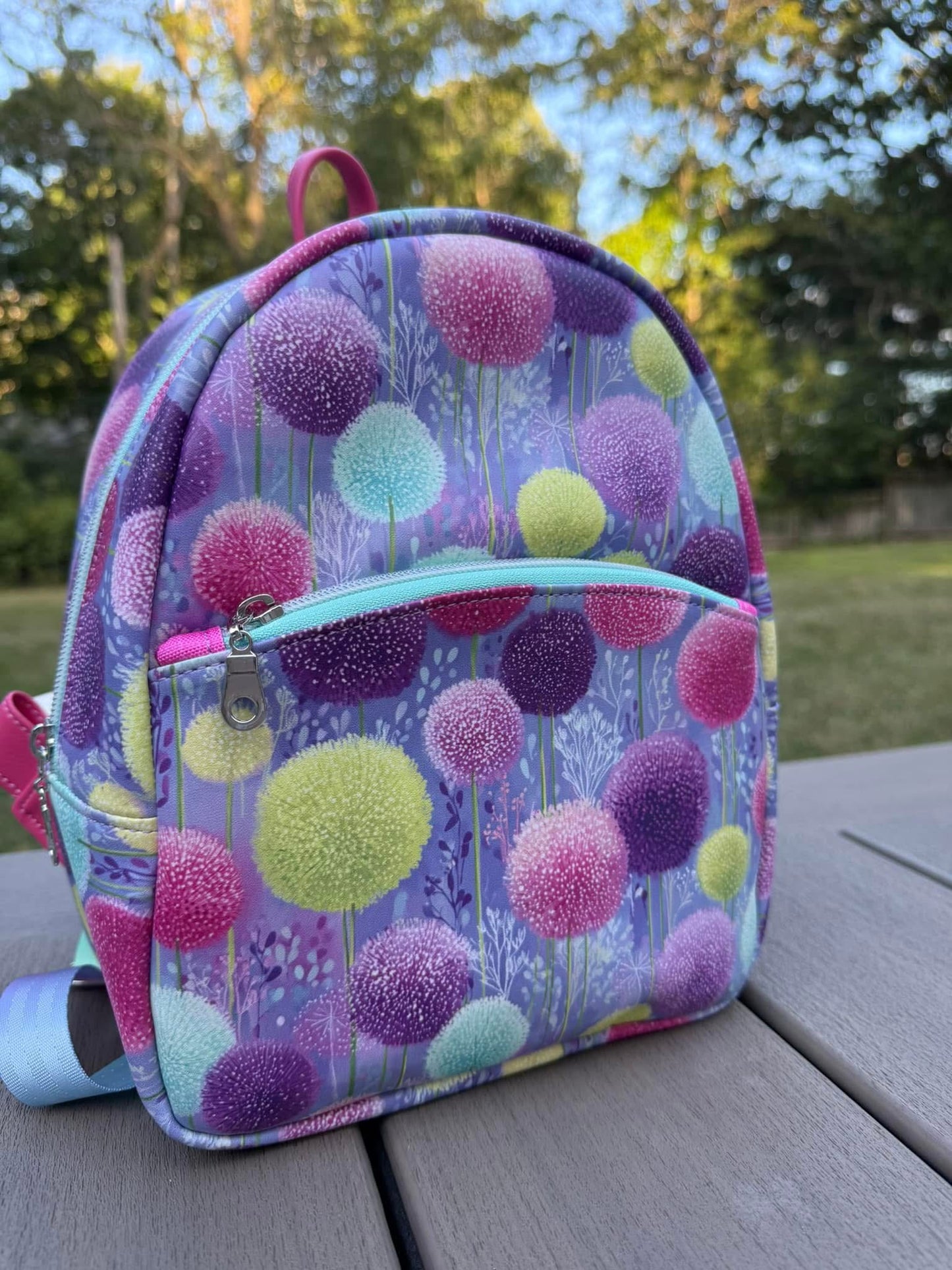 Dandelion puffs preorder round 41