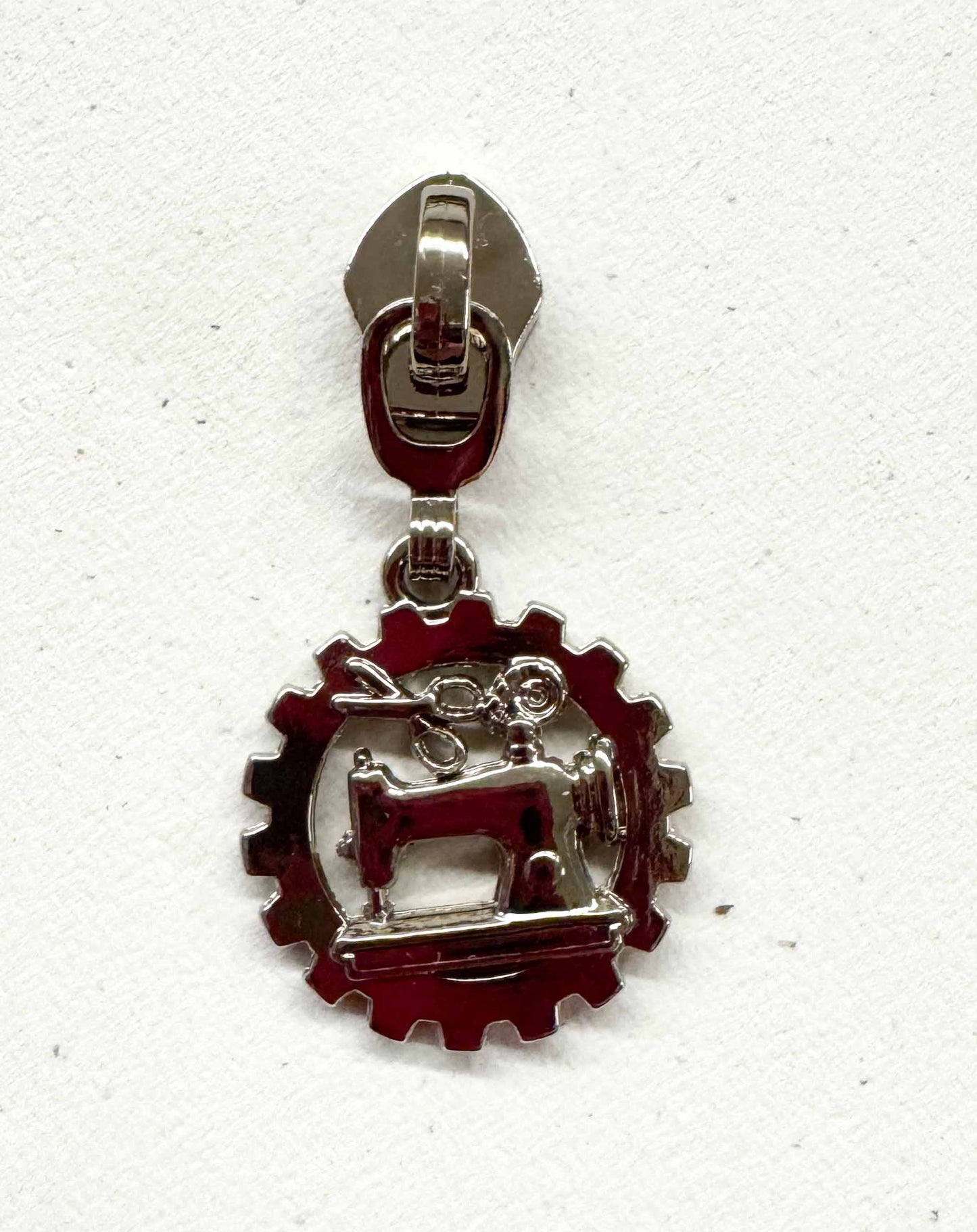 Sewing tools pull (new)
