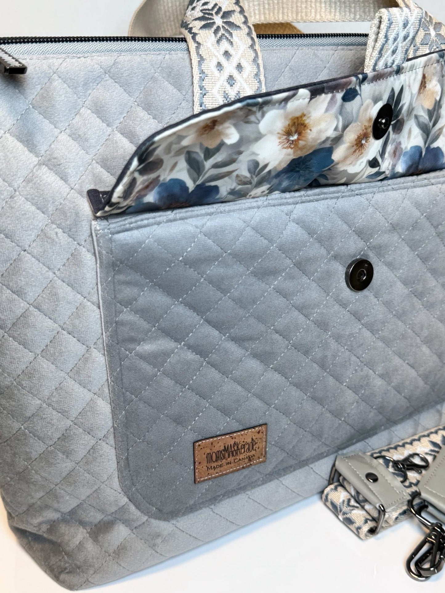 Heirloom florals round 37 retail