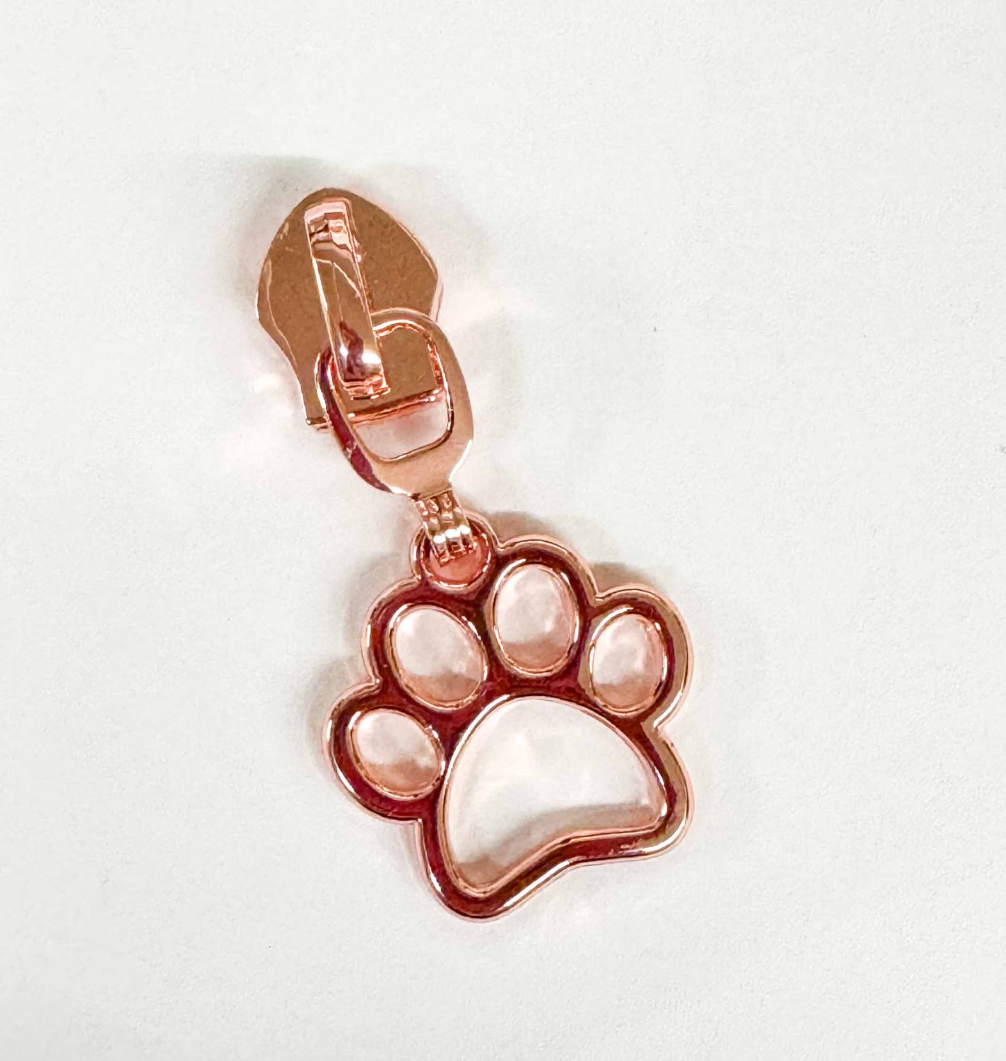 Paw print pull