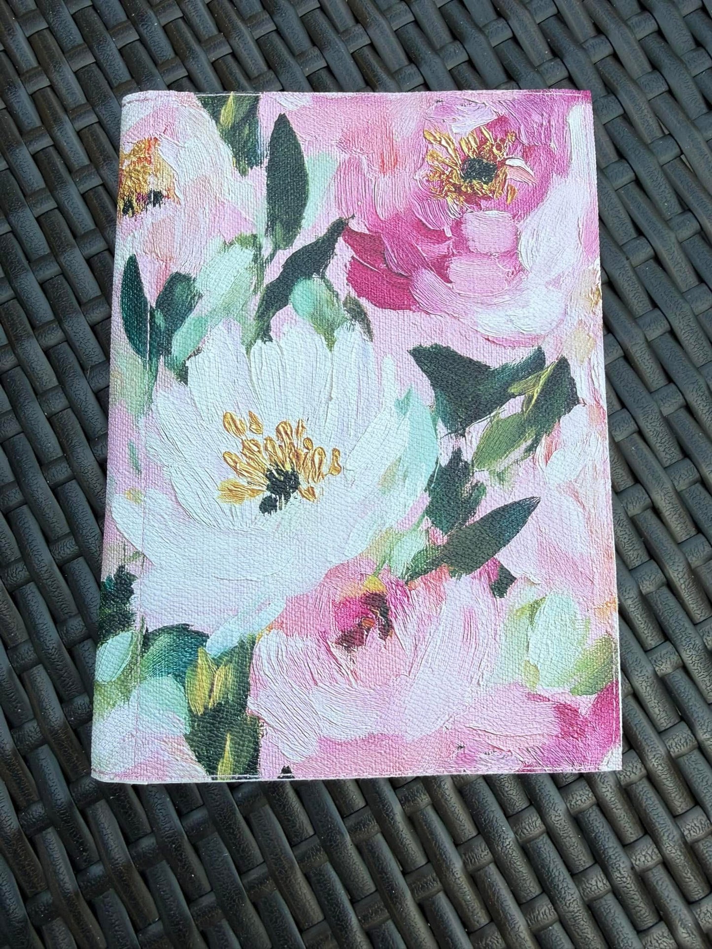 Painted garden preorder round 40