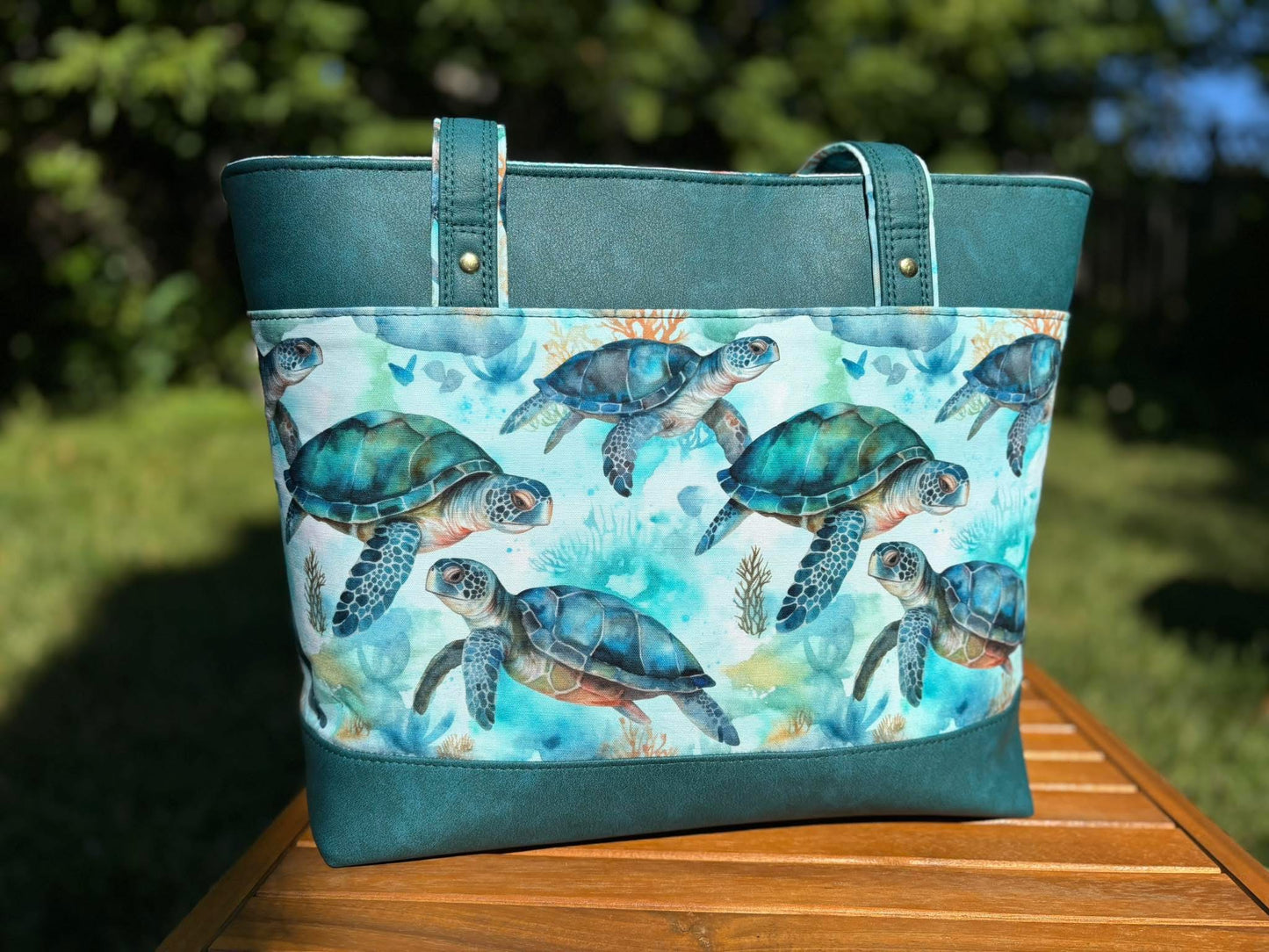 Sea turtle round 28 retail