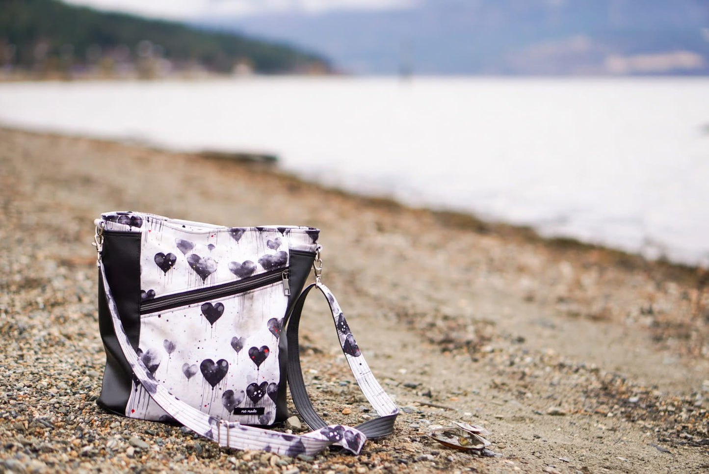 Pretty things hearts preorder round 32