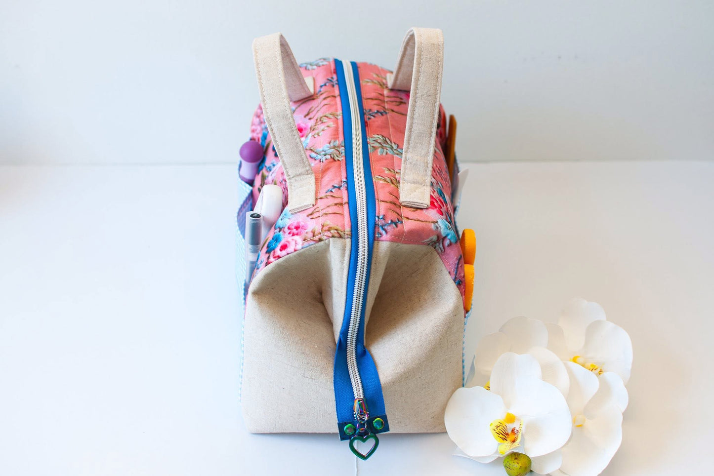 Embroidered flowers round 28 retail