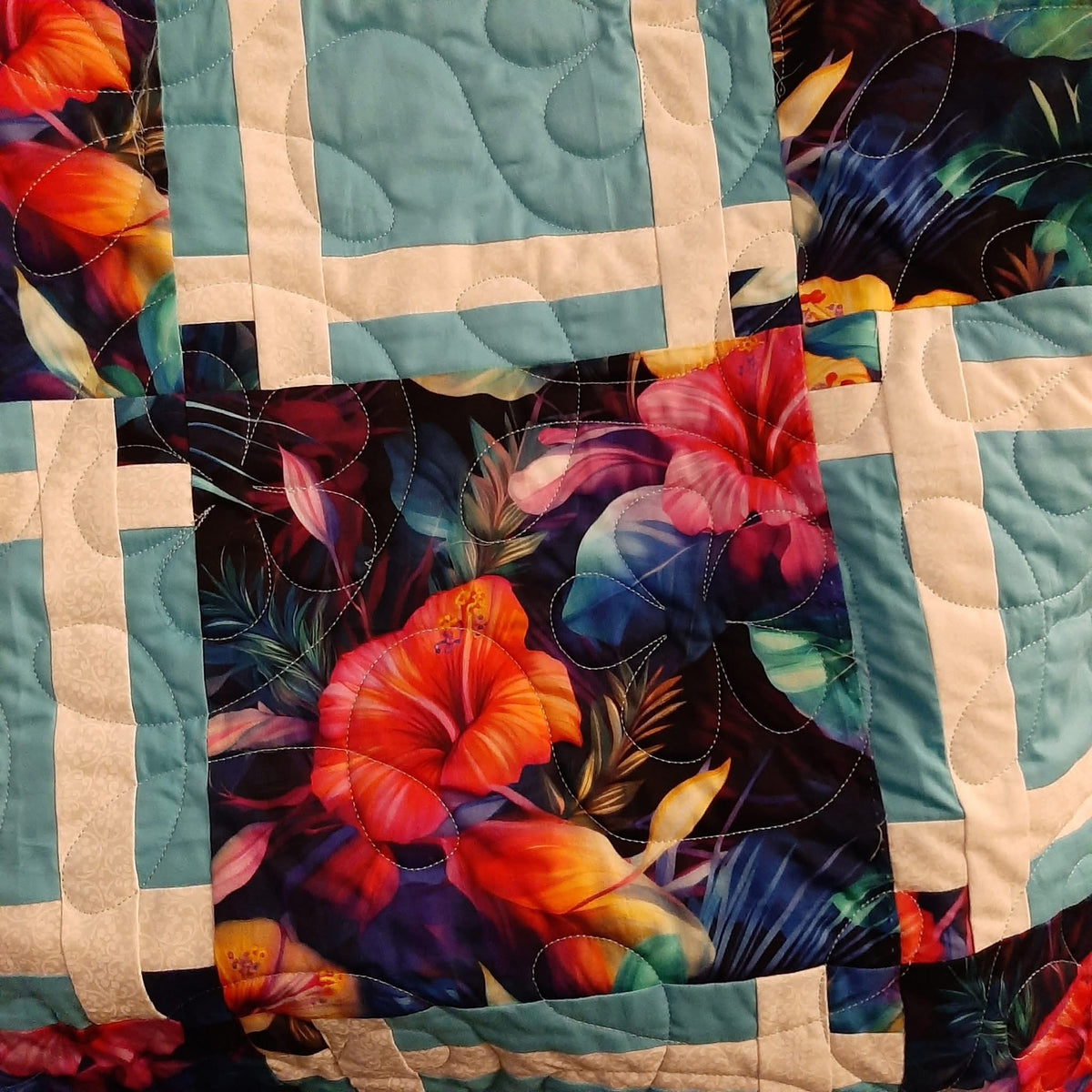 Hibiscus(bonus print) preorder round 43