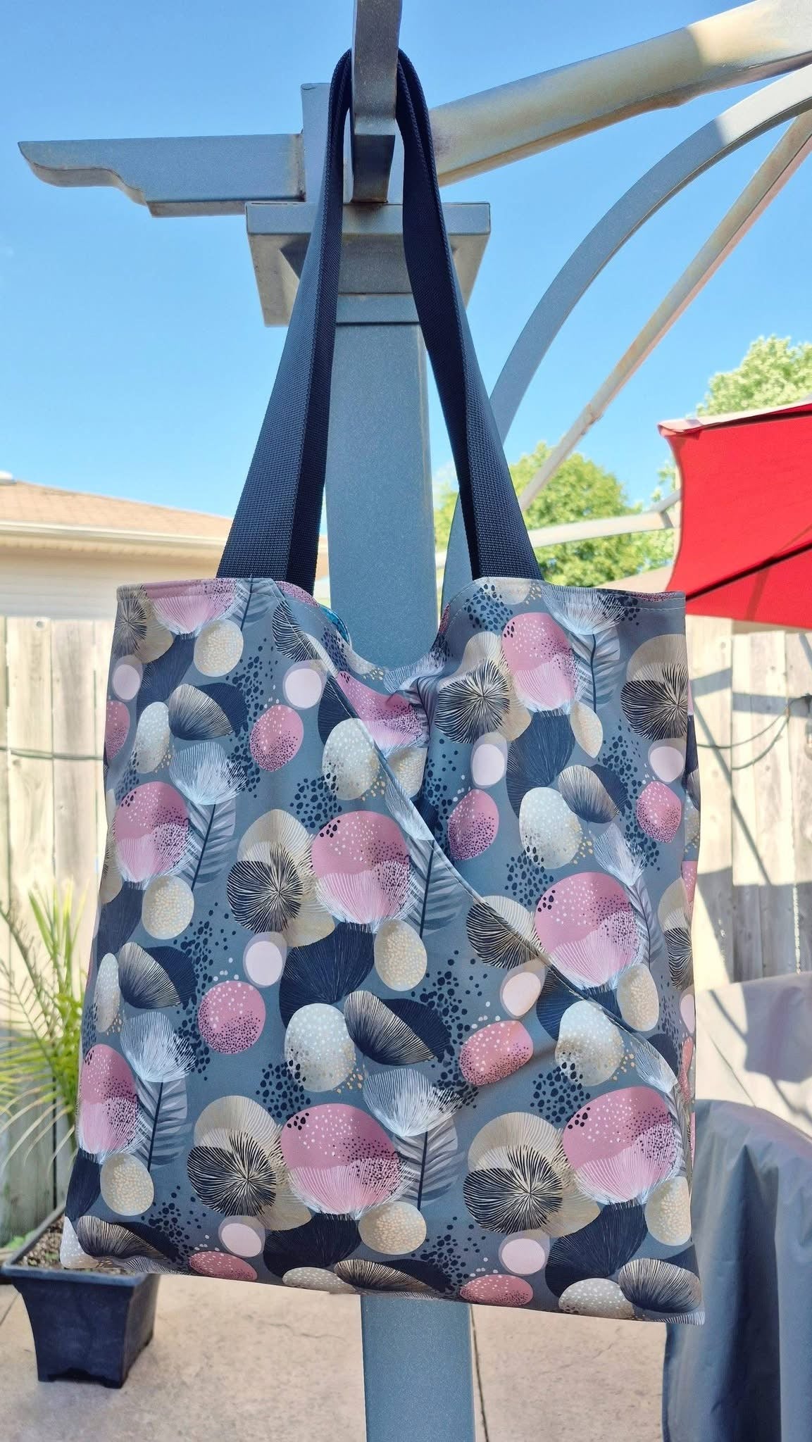 Modern abstract dots preorder round 39