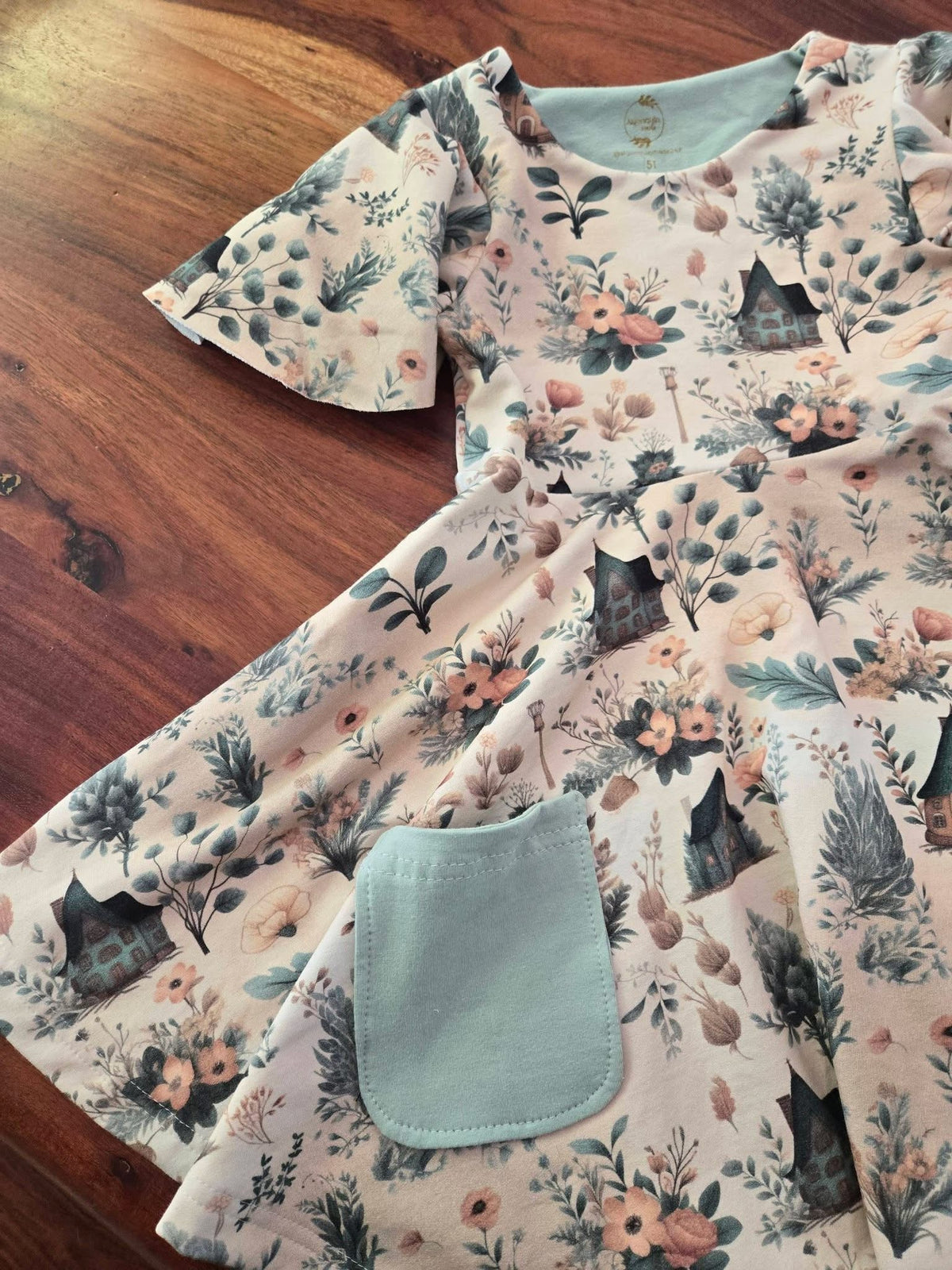 The cottage round 38 retail