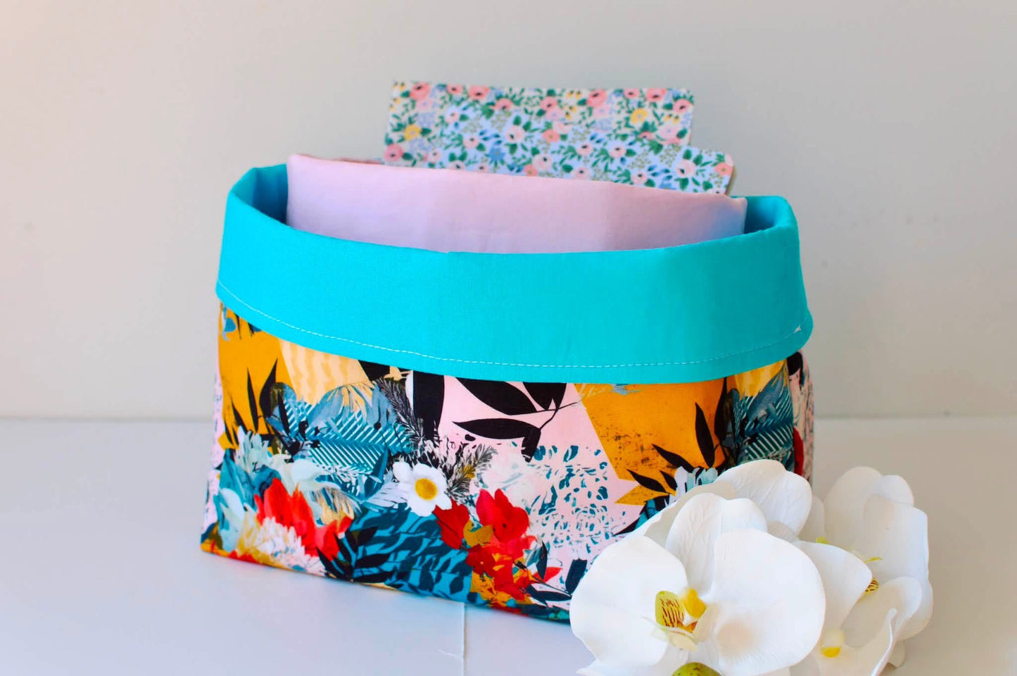 Abstract floral preorder round 41