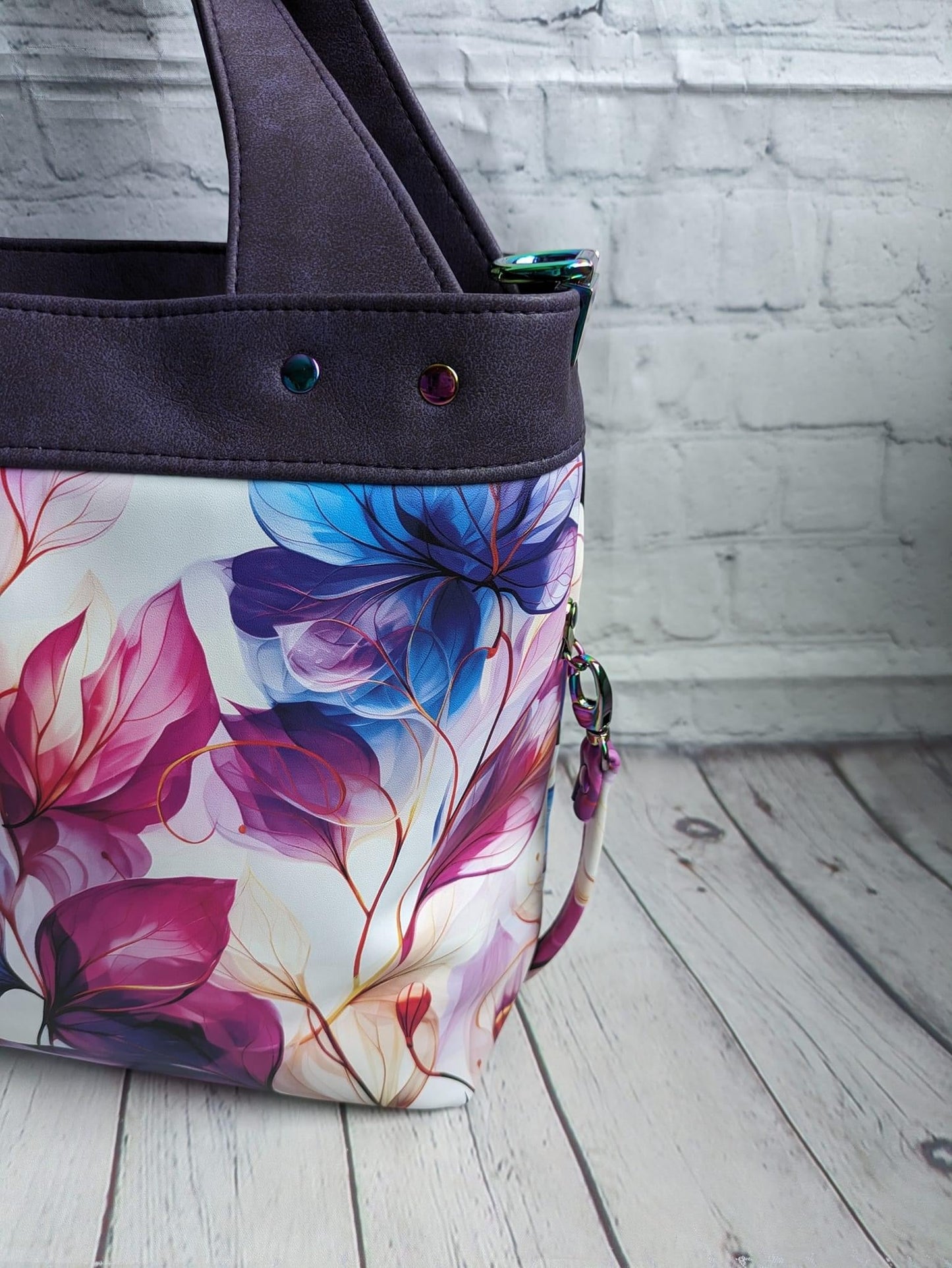 Delicate preorder round 31.5