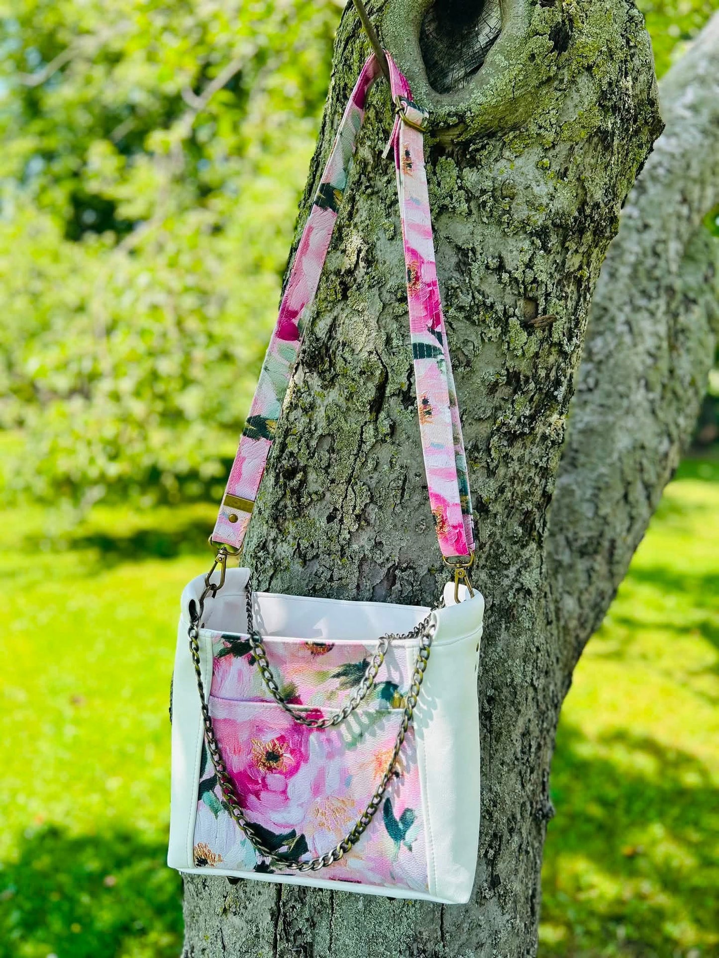 Painted garden preorder round 40