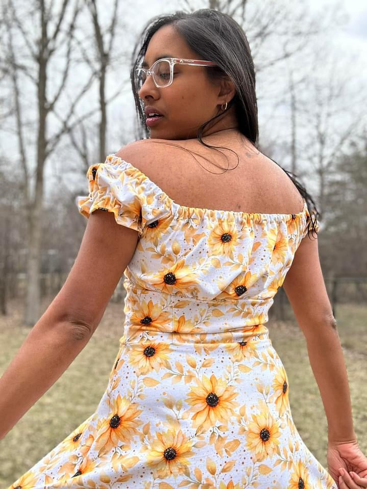 Sunflowers preorder round 31.5