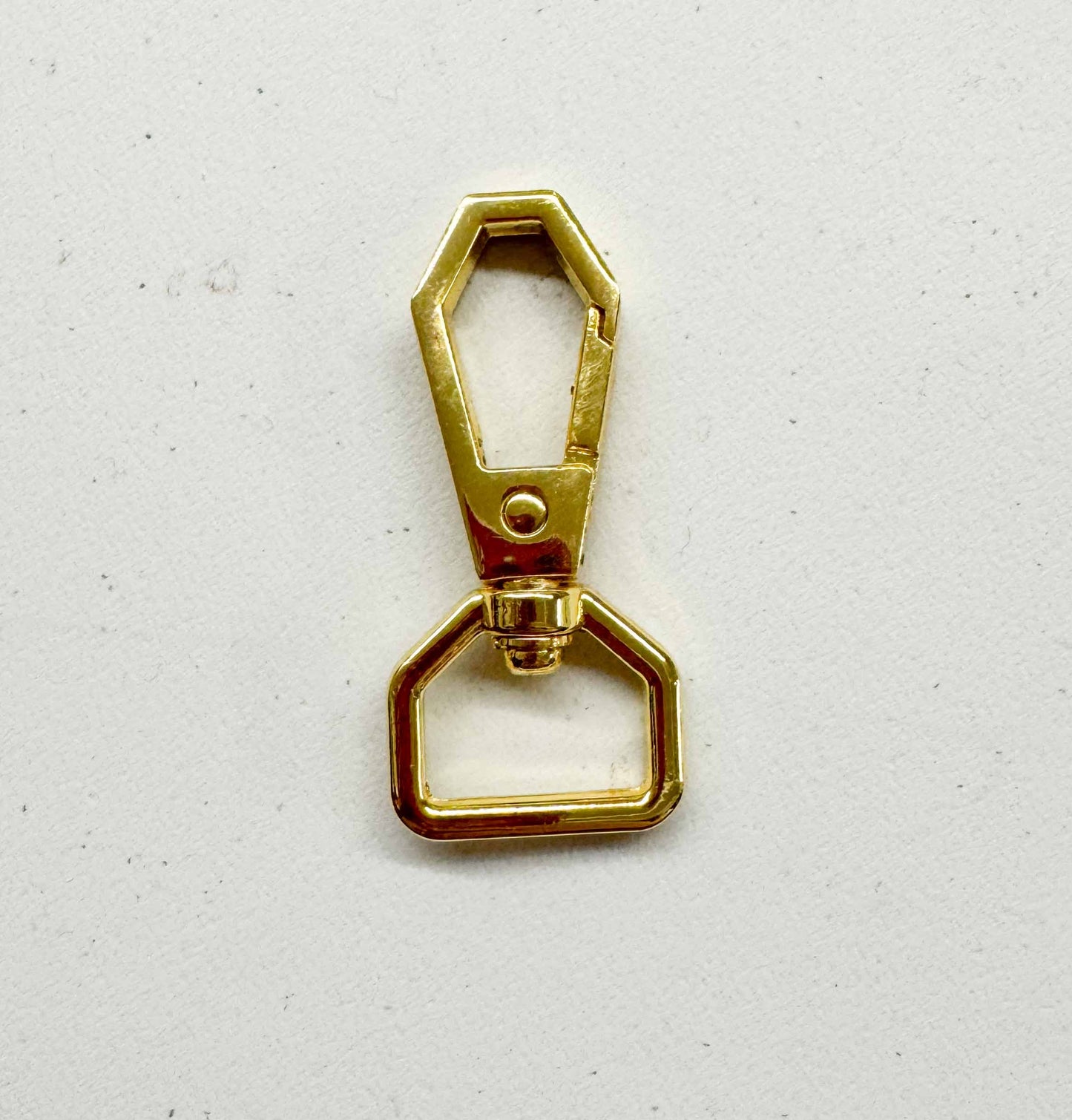 Polygonal swivel snap hook size: 3/4” (20mm)