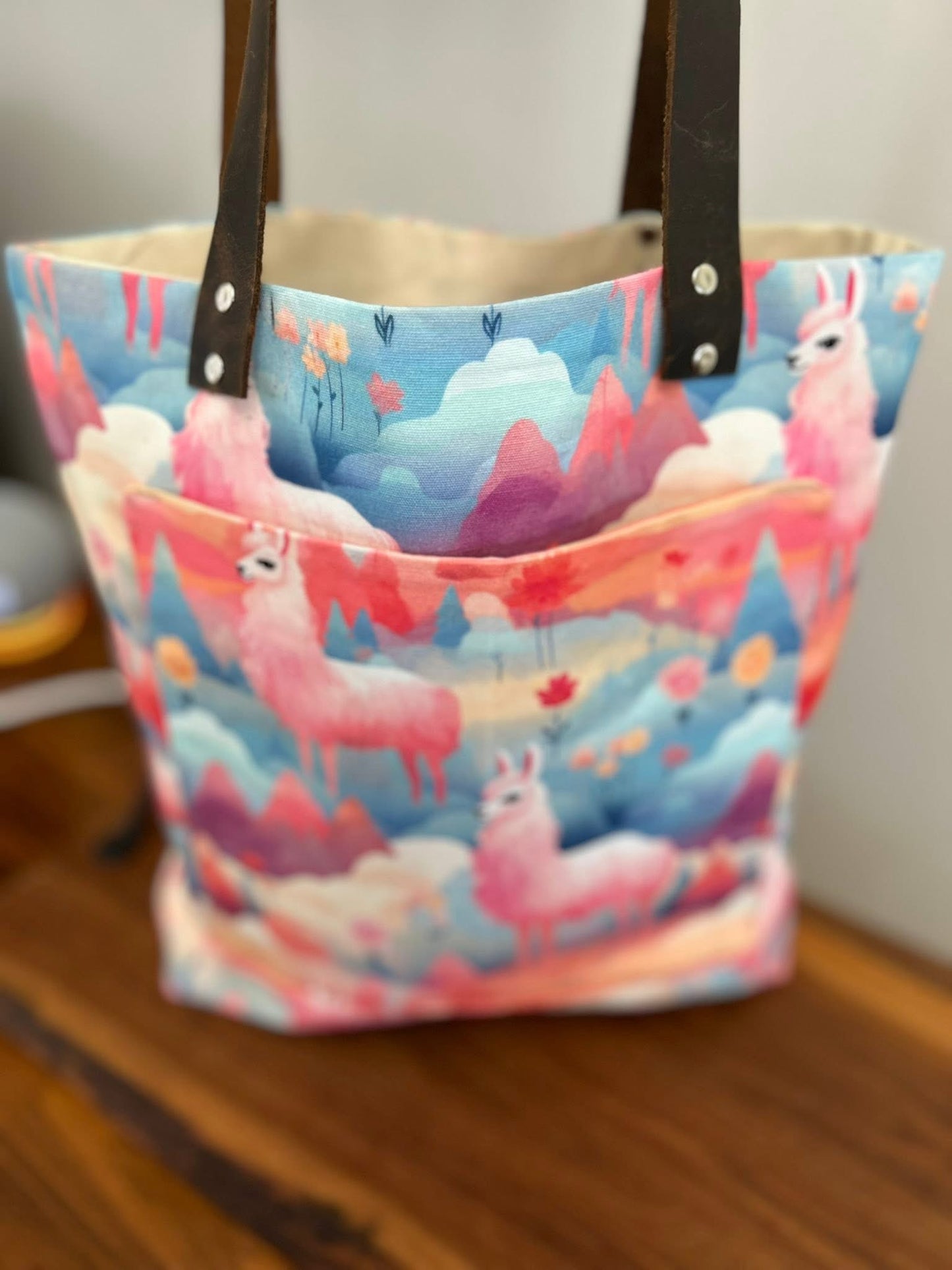 Llama dreams round 28 retail
