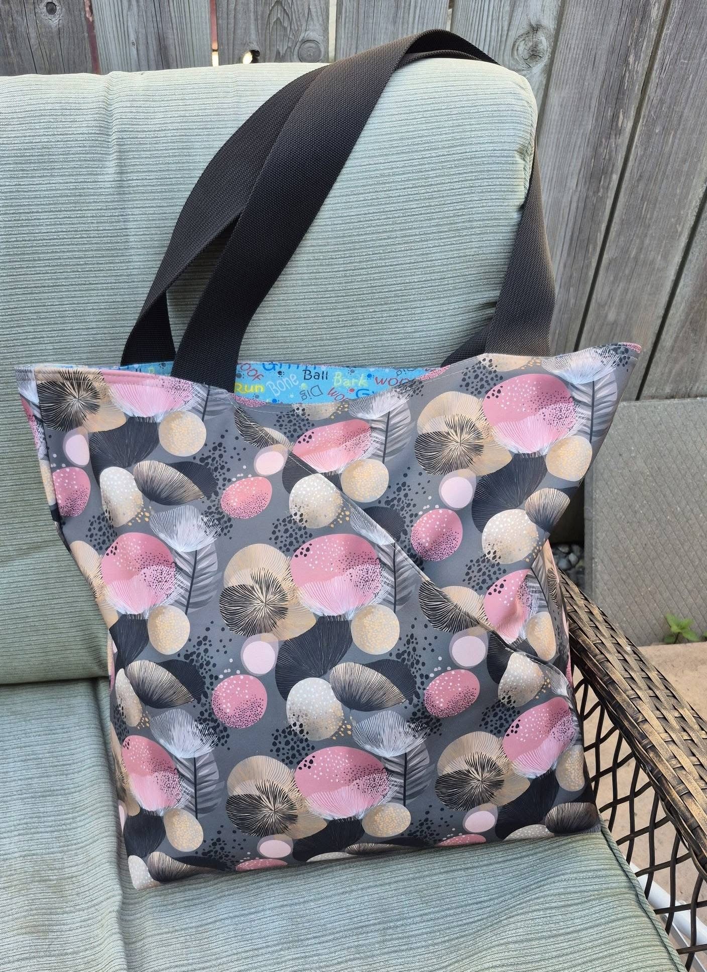 Modern abstract dots preorder round 39