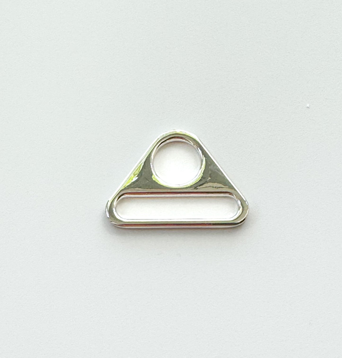 Triangle rings size: 1.5” (38mm)