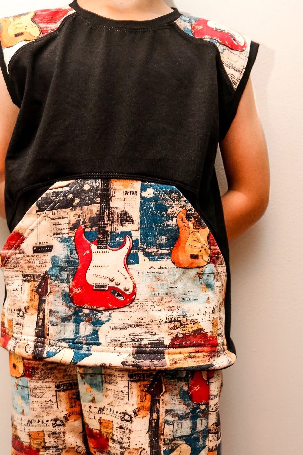 Grunge electric guitar round 27 retail