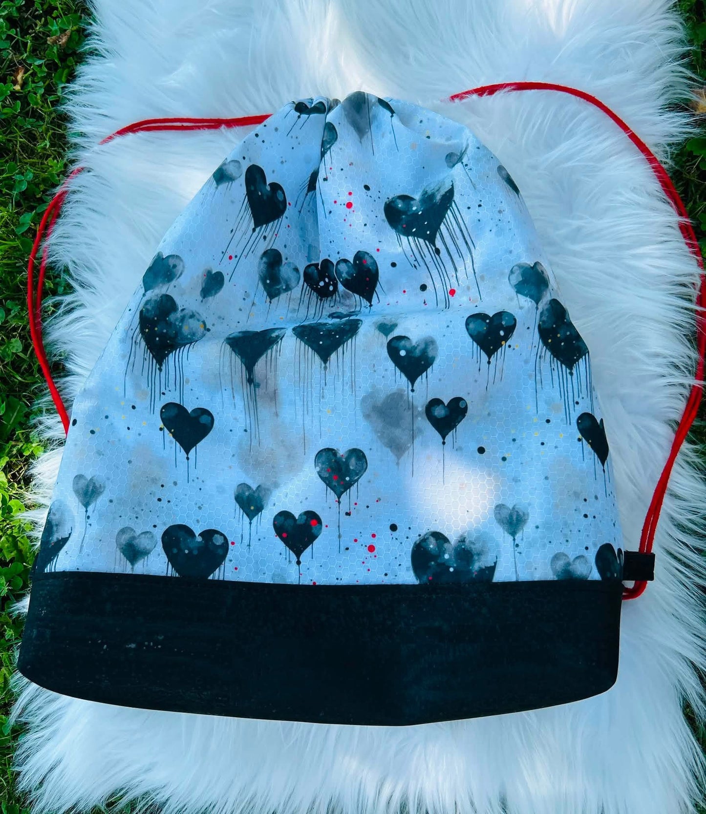 Pretty things hearts preorder round 40