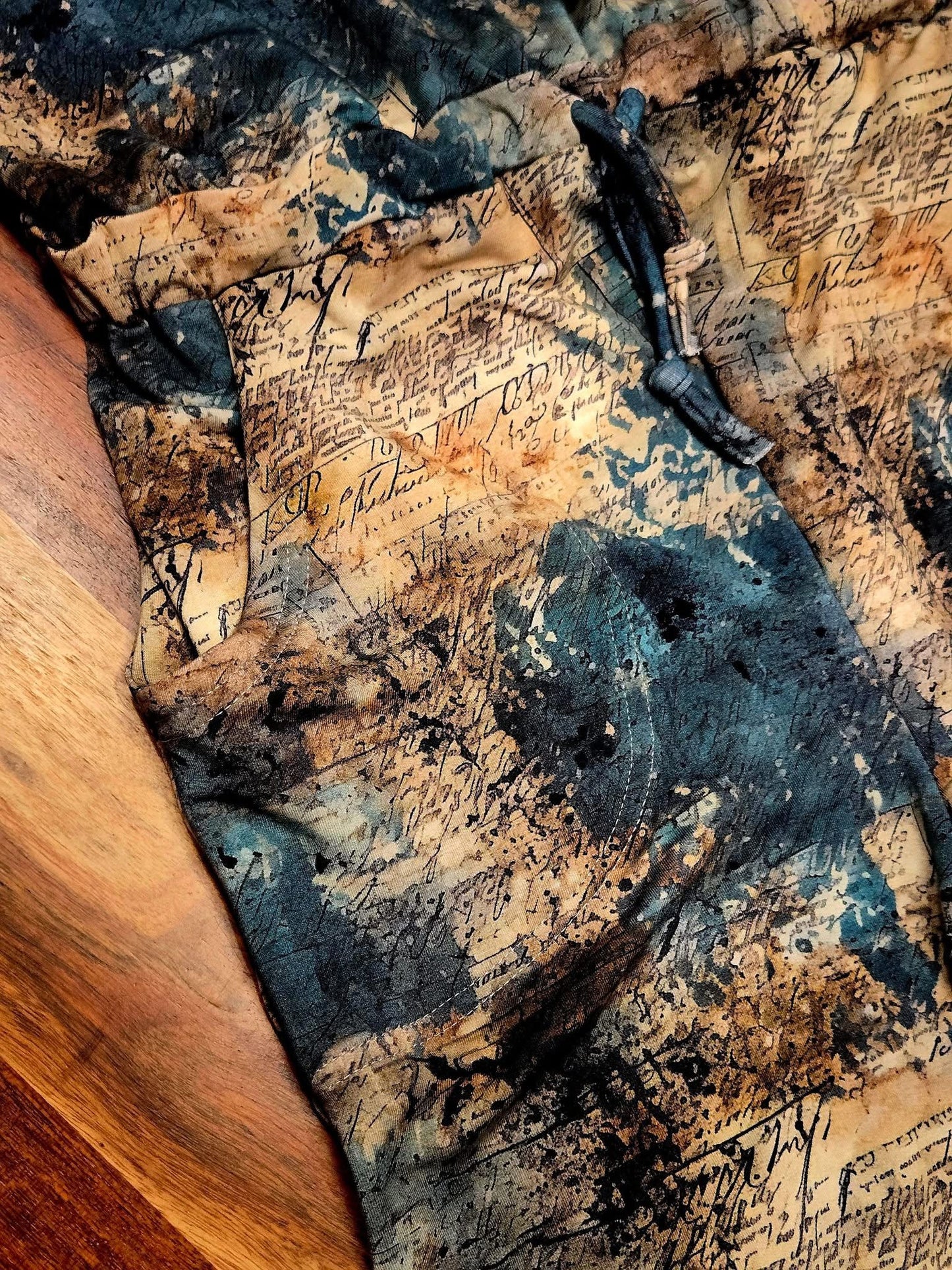Vintage grungy preorder round 27