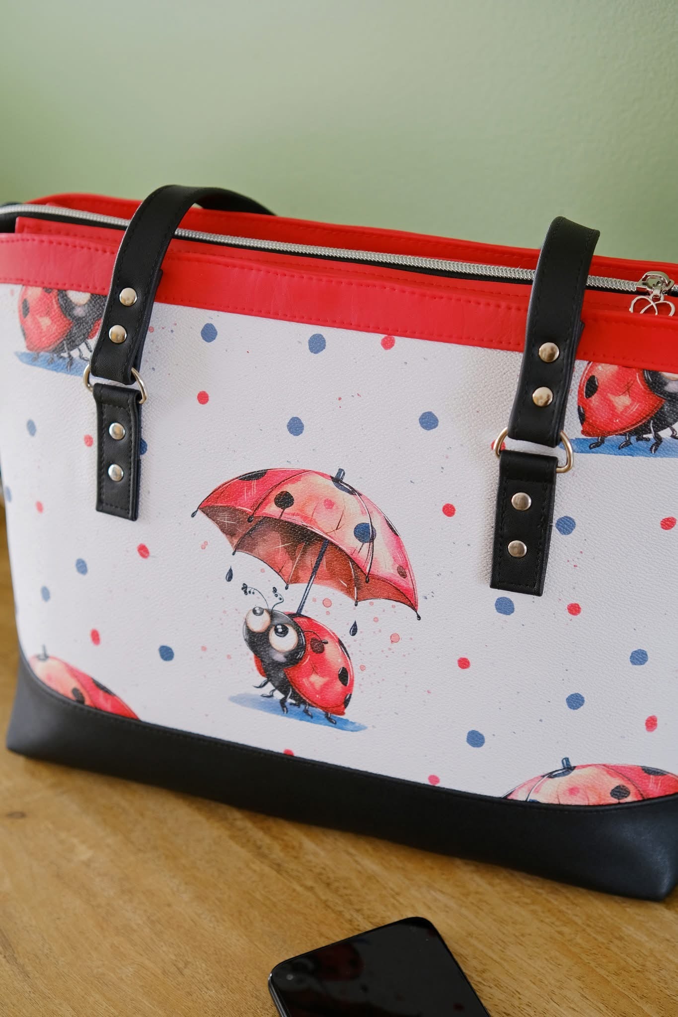 Lady bug quilt show retail