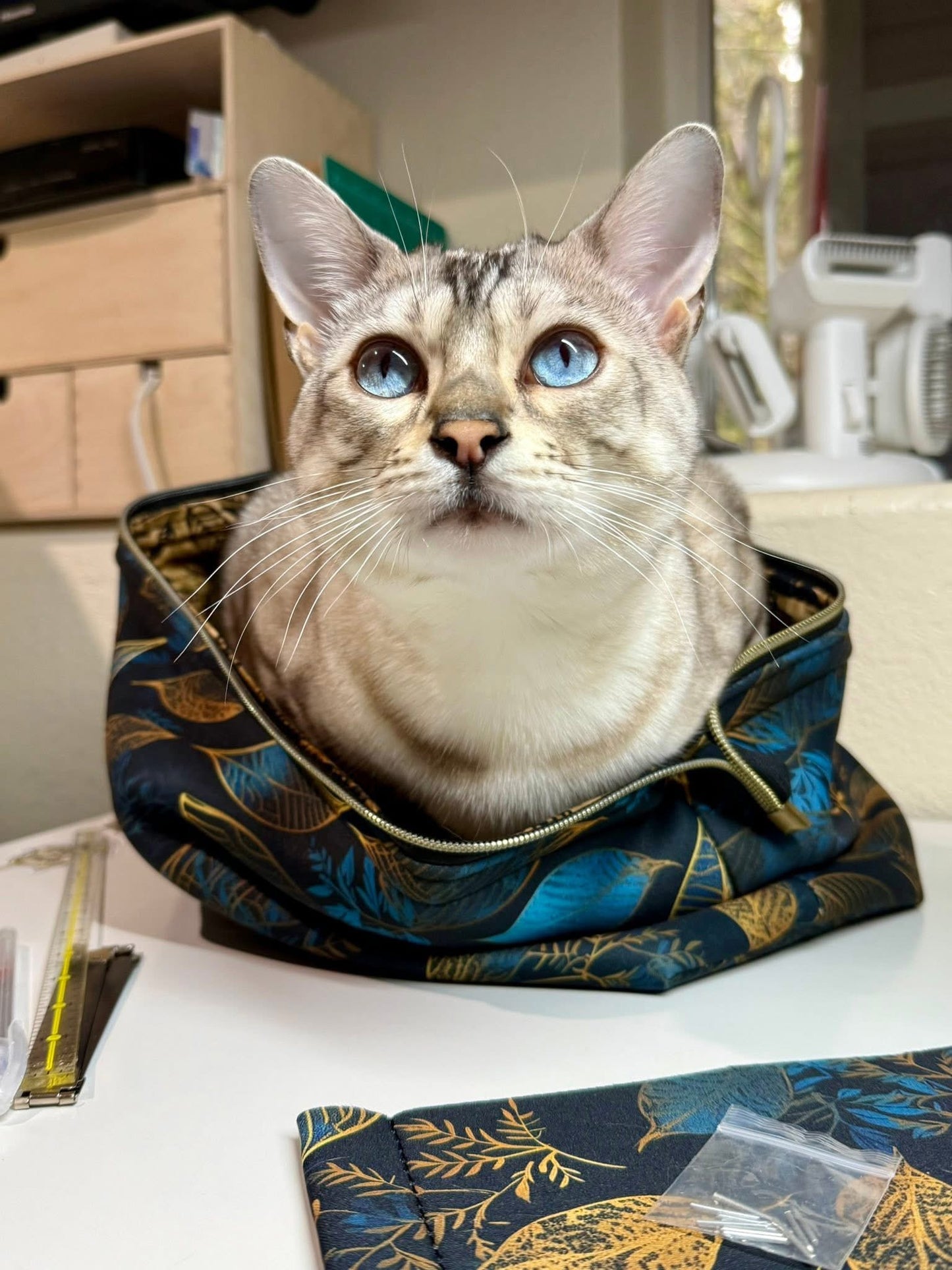 Golden turquoise leaf preorder round 34